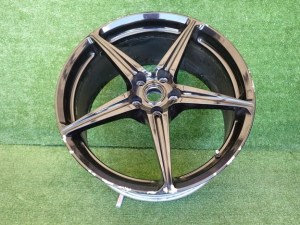 FERRARI ITALIA 458 10,5Jx20 ET58,5 5×114,3 HLINIKOVY DISK ELEKTRON FERRARI ITALIA 458 10,5Jx20 ET58,5 5×114,3 HLINIKOVY DISK ELEKTRON