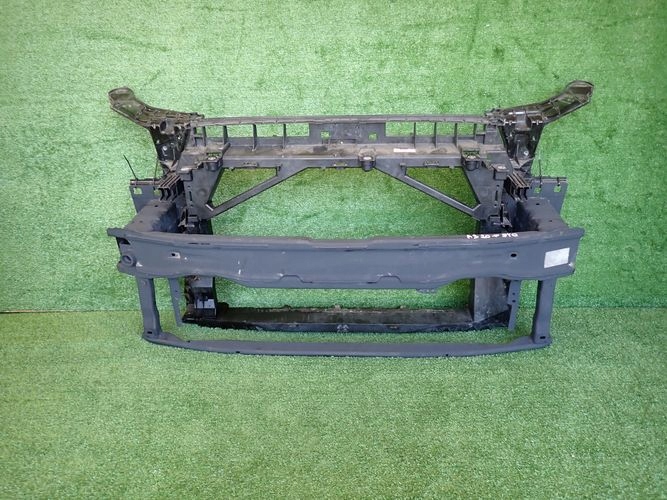 AUDI A3 8Y 20- PREDNE CELO, VYSTUHA 8Y0805588A