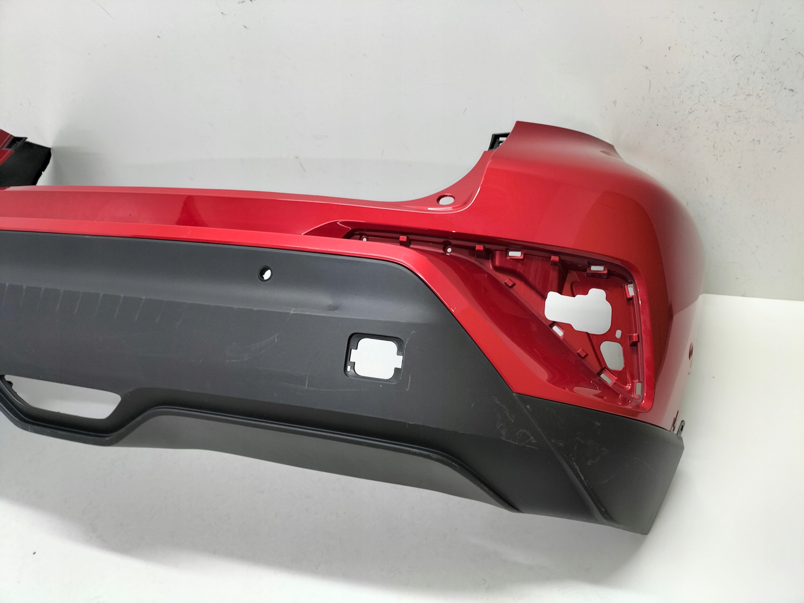 ZADNÝ NÁRAZNÍK TOYOTA CHR C-HR 16-23
