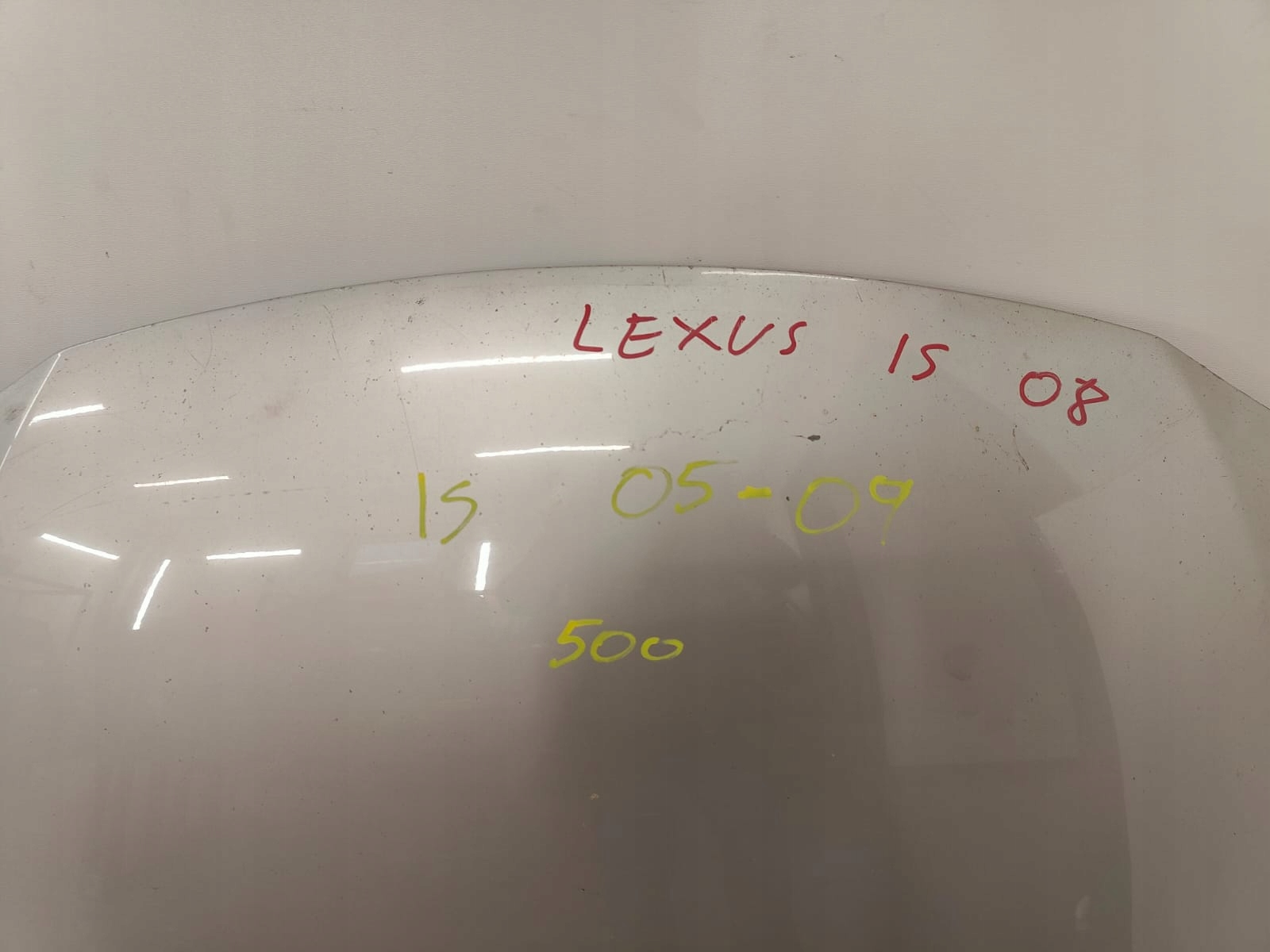 Lexus is II 05-09 PREDNÁ KAPOTA