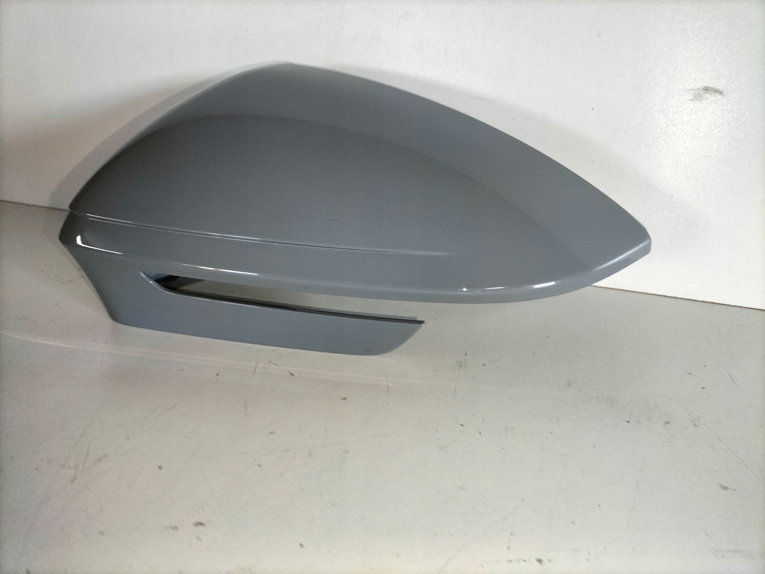 OBAL KRYT ĽAVÉHO ZRKADLA SKODA ENYAQ 21-