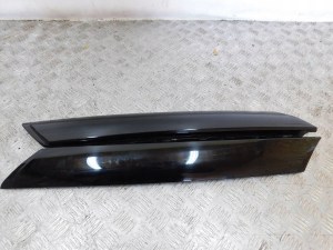 KRYT STĹPIKA OKIENY CZOŁOWEJ LAVA PRAVA MINI COUNTRYMAN F60 KRYT STĹPIKA OKIENY CZOŁOWEJ LAVA PRAVA MINI COUNTRYMAN F60