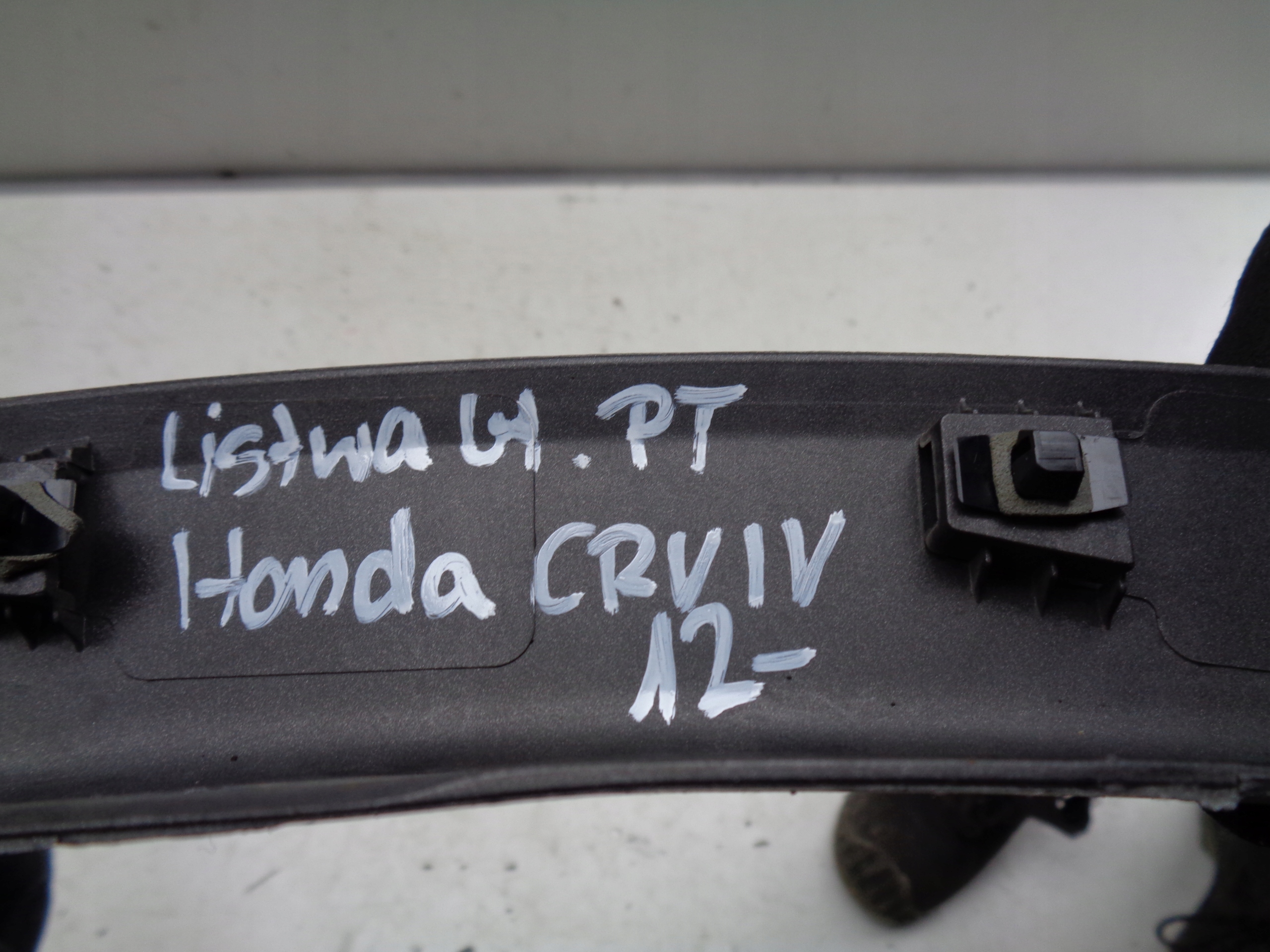 LIŠTA PRAVÉHO ZADNÉHO BLATNÍKA HONDA CRV IV 12-