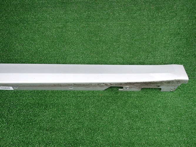 BMW G30 G31 5 17- PRAVA PRAHOVA LISTA