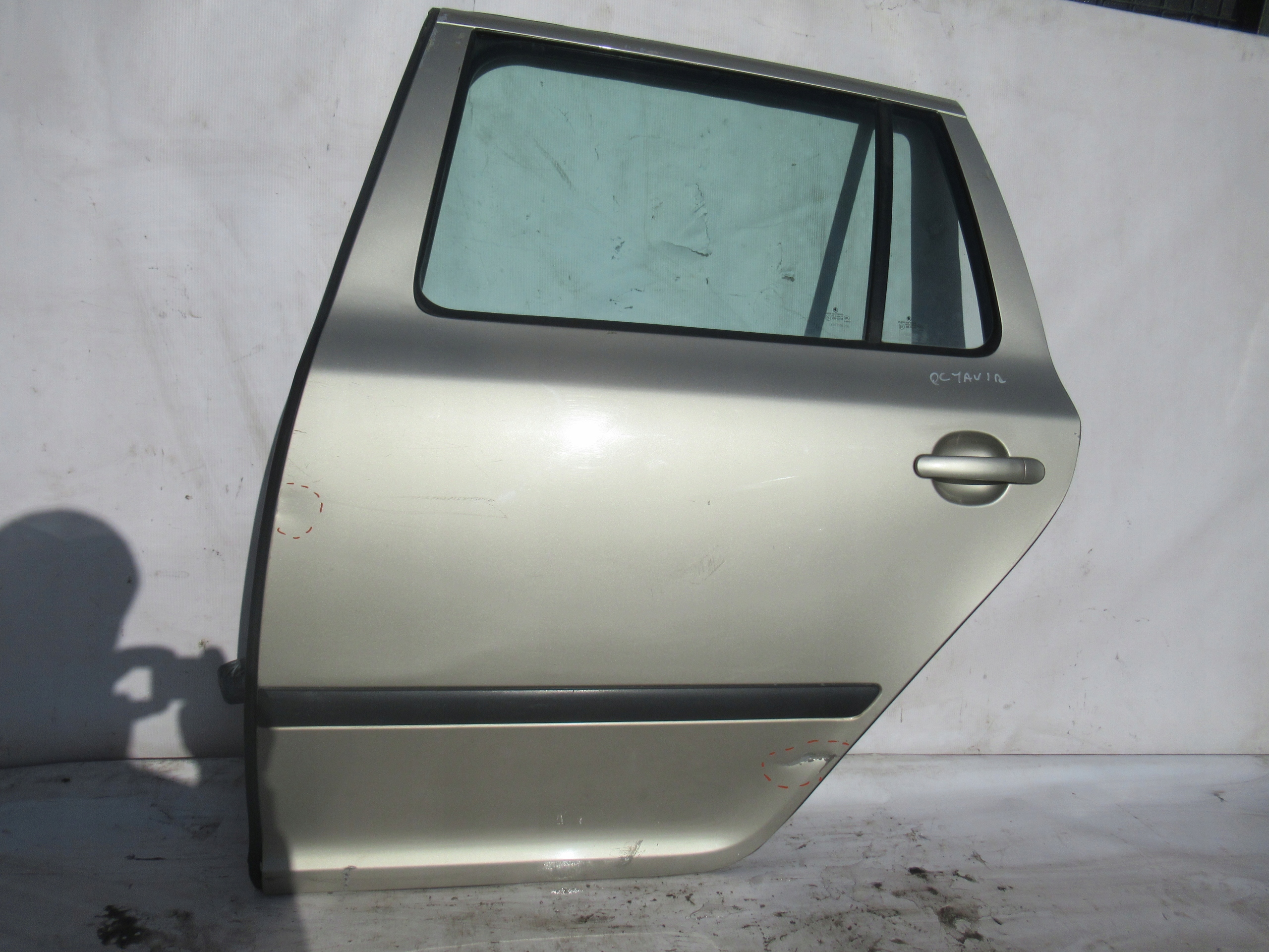 ĽAVÉ ZADNÉ DVERE SKODA OCTAVIA II 2 KOMBI 04-