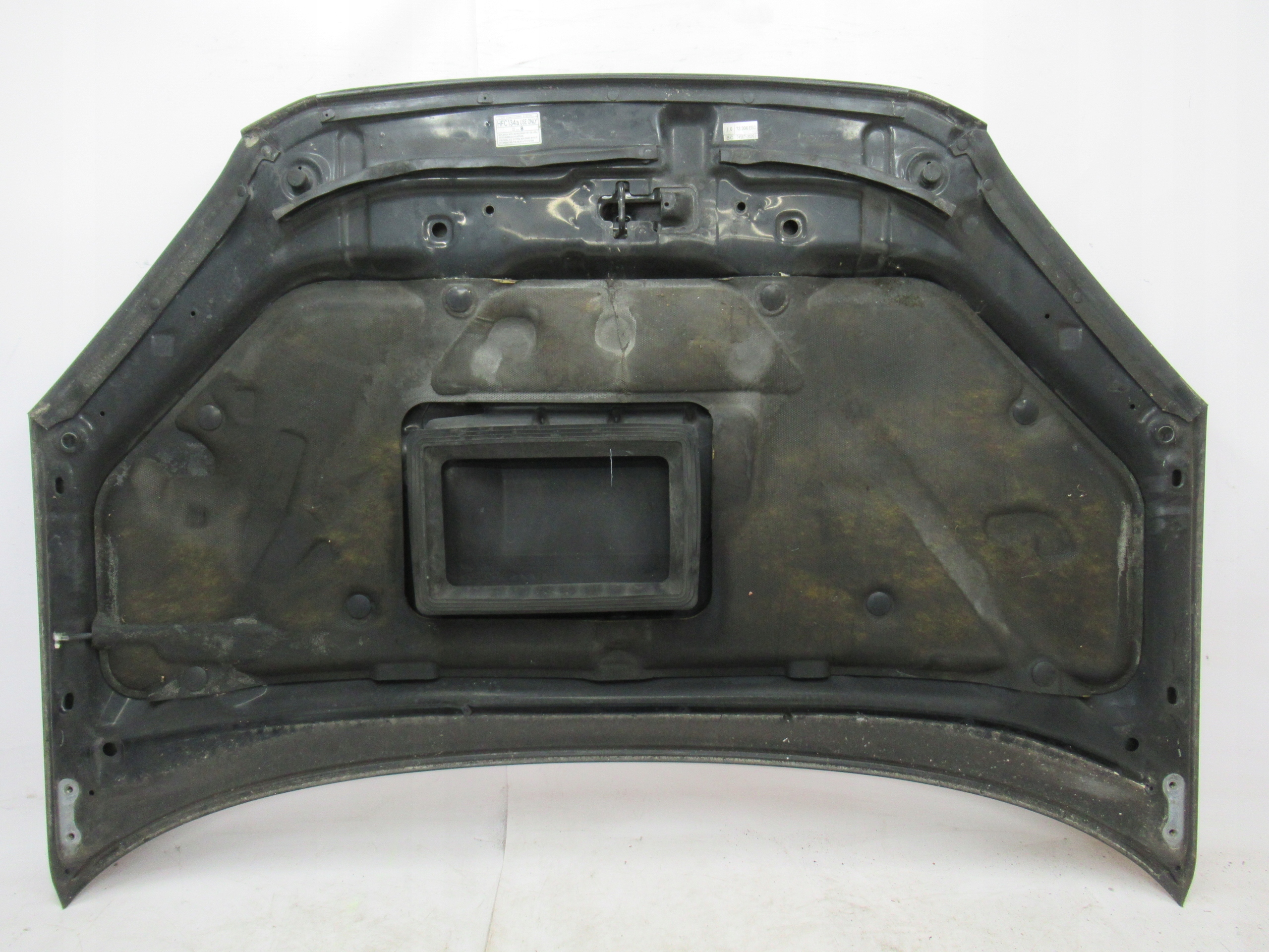 PREDNÁ KAPOTA TOYOTA RAV4 00-06 DIESEL
