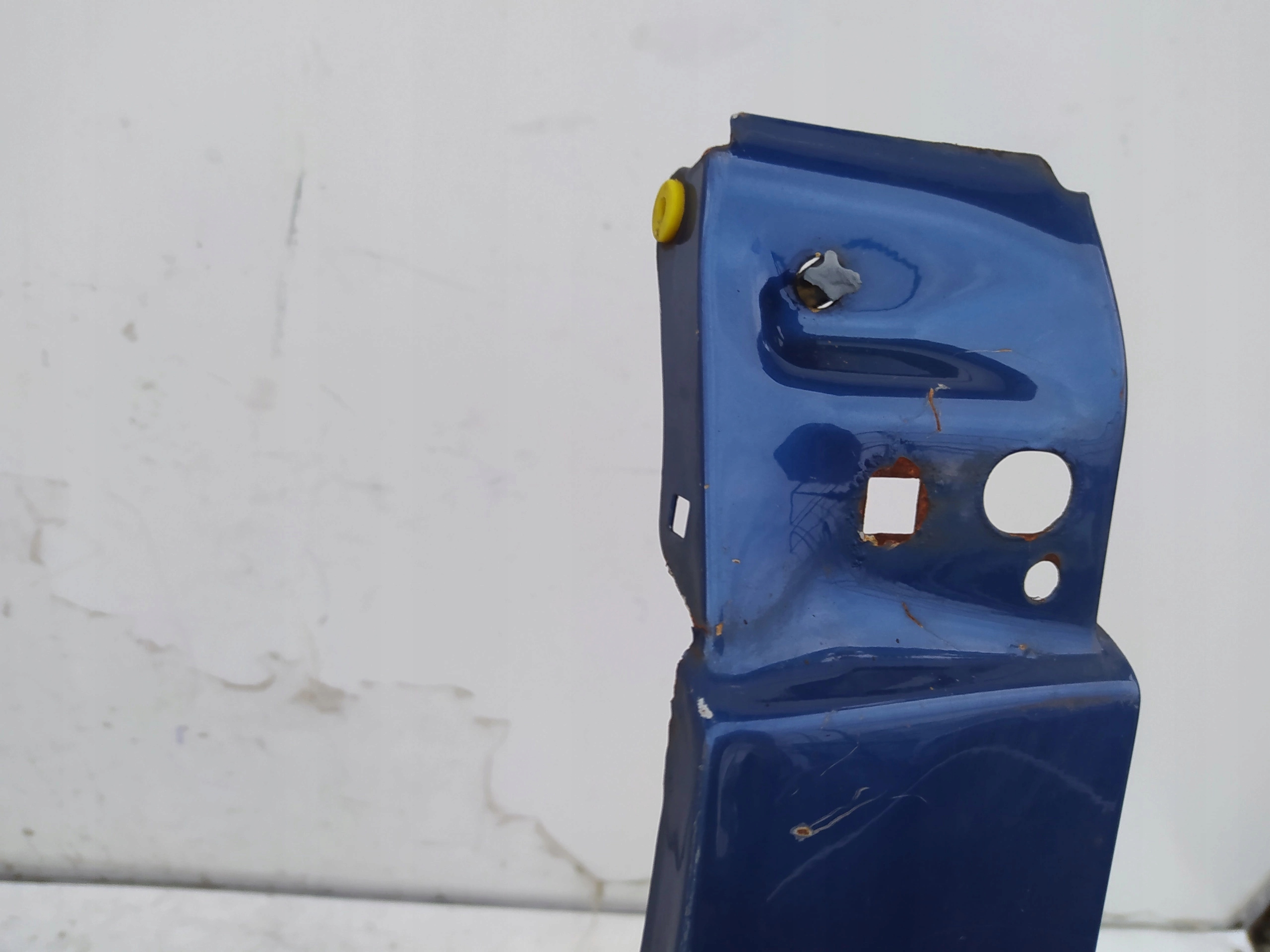 VOLVO S40 V50 PRAVY PREDNY BLATNIK