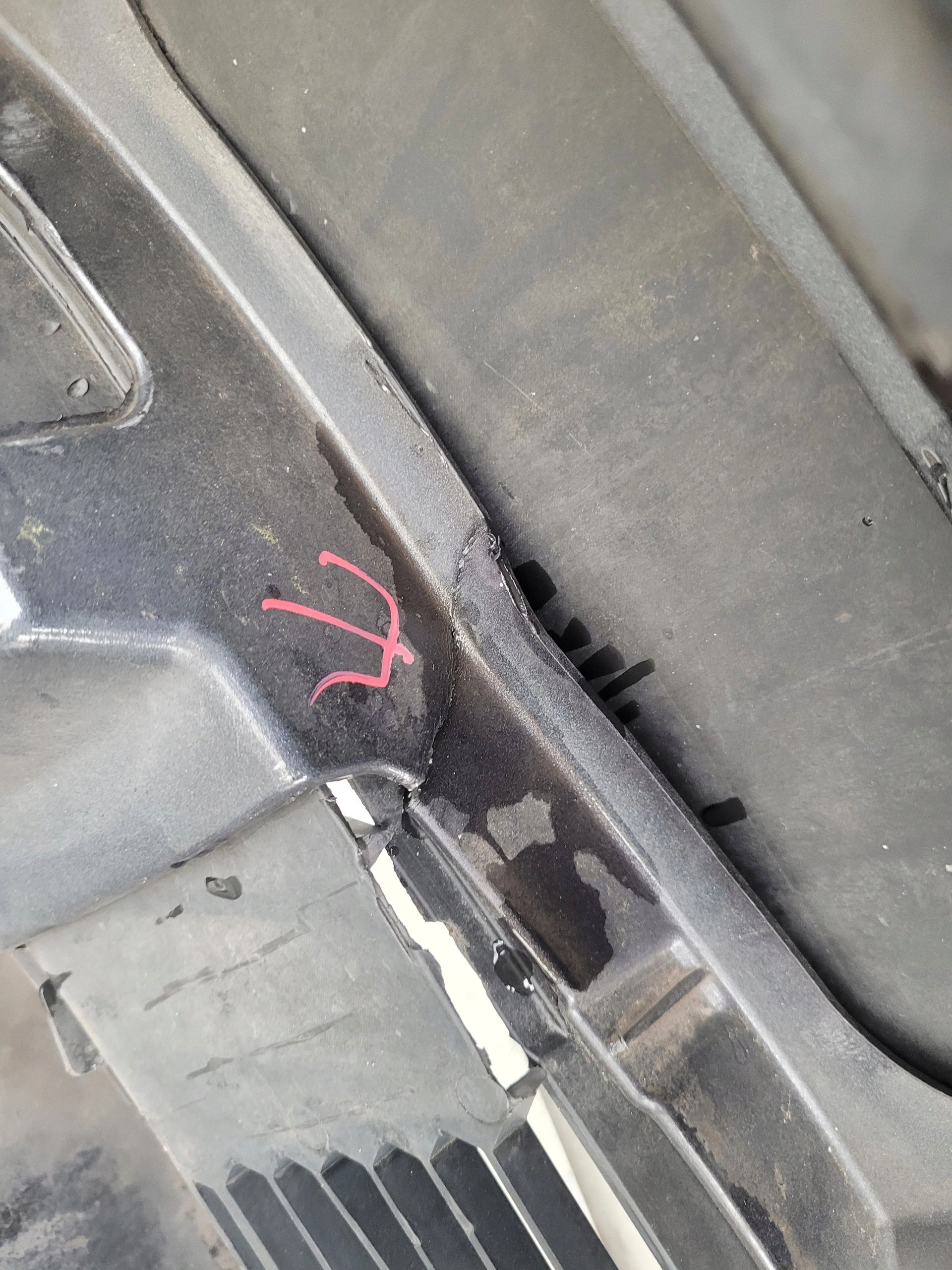 FIAT 500L 500 L PREDNÝ NÁRAZNÍK