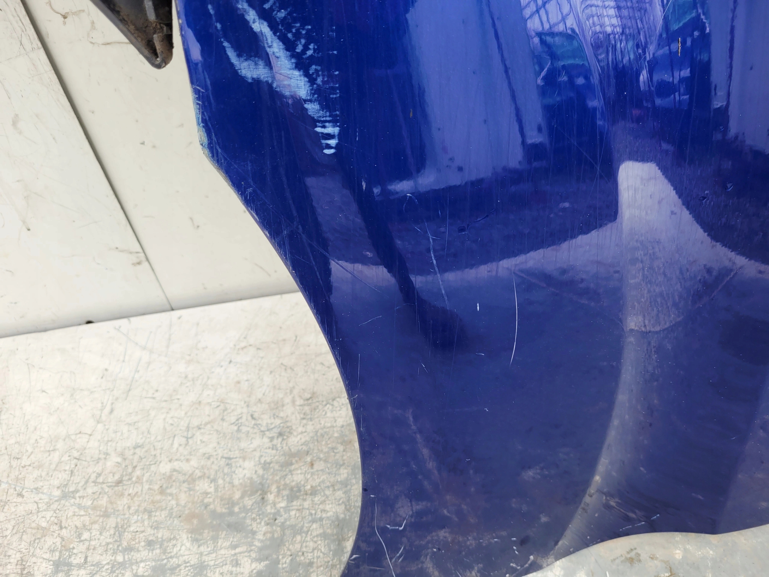 FORD TRANSIT CUSTOM ĽAVÝ PREDNÝ BLATNÍK