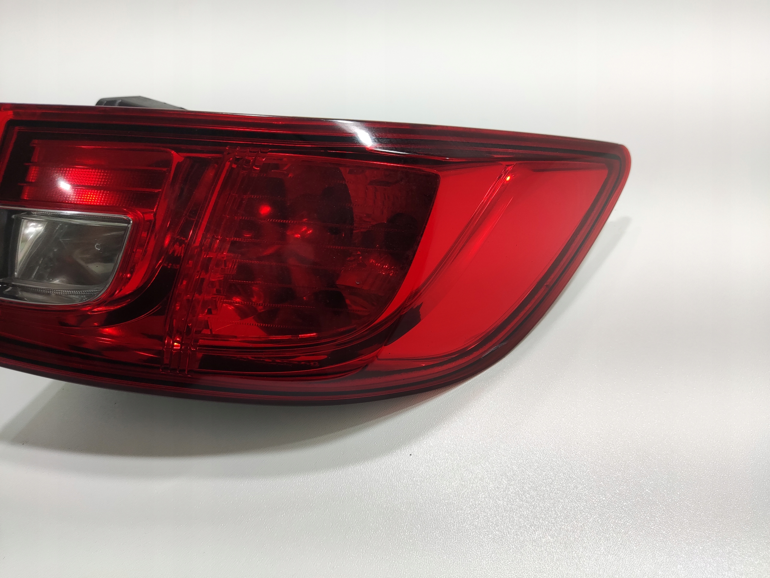 PRAVE ZADNE SVETLO RENAULT CLIO IV RS 265500631R 2016-19 LIFT