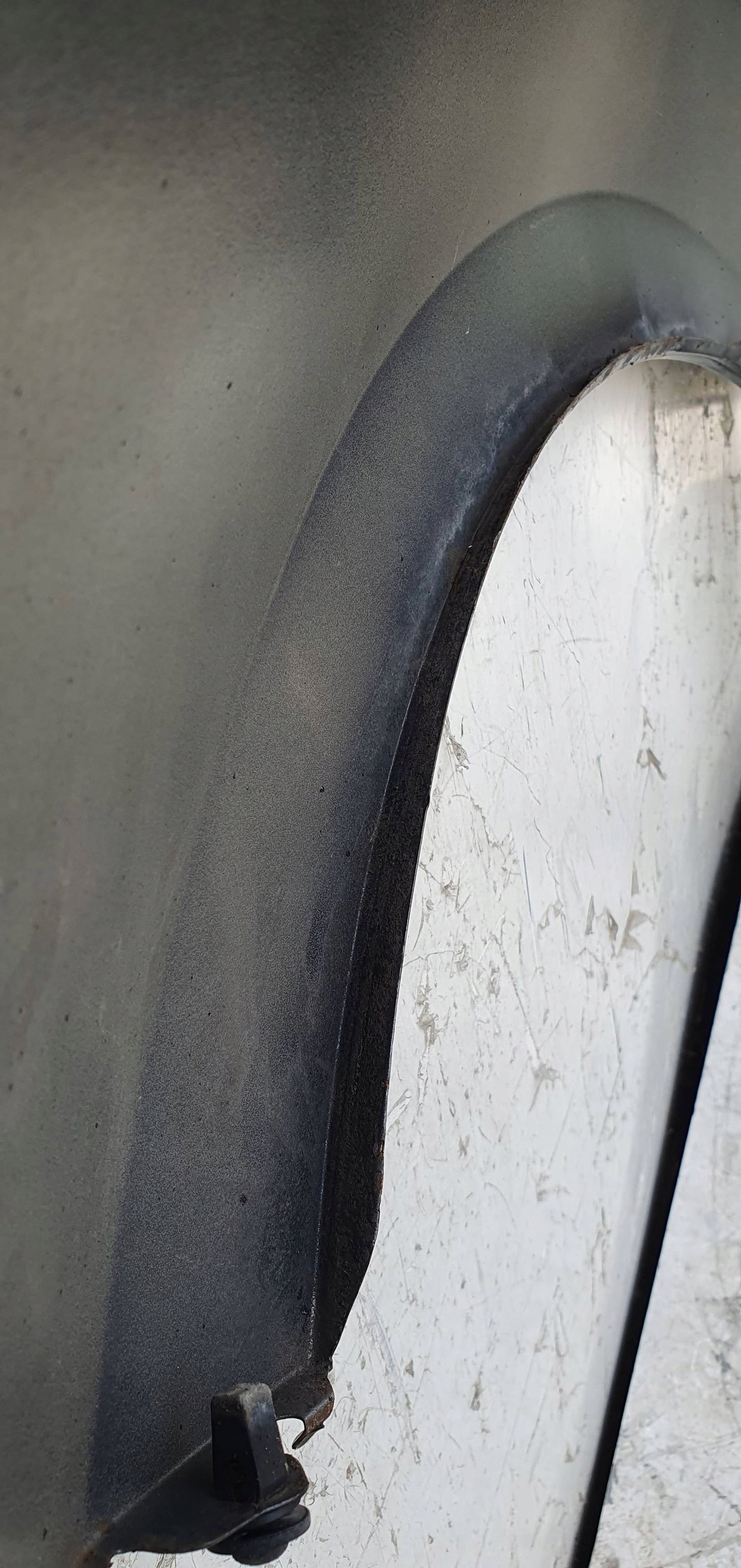 Volkswagen Jetta VI 010- 5C6821106 PRAVY PREDNY BLATNIK