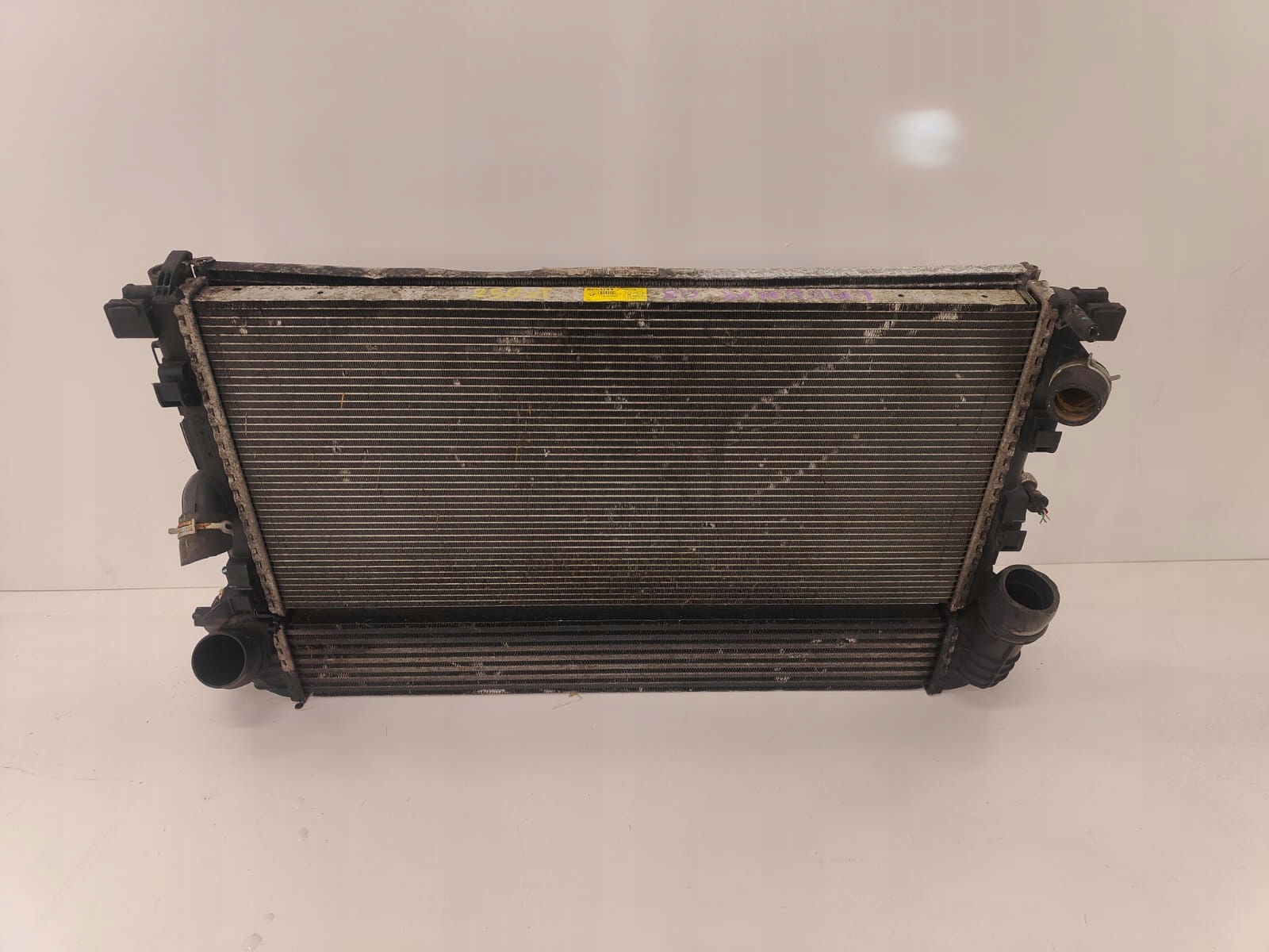 Renault Laguna dci diesel 07-13 CHLADIC VODY KLIMATIZACIE INTERCOOLER