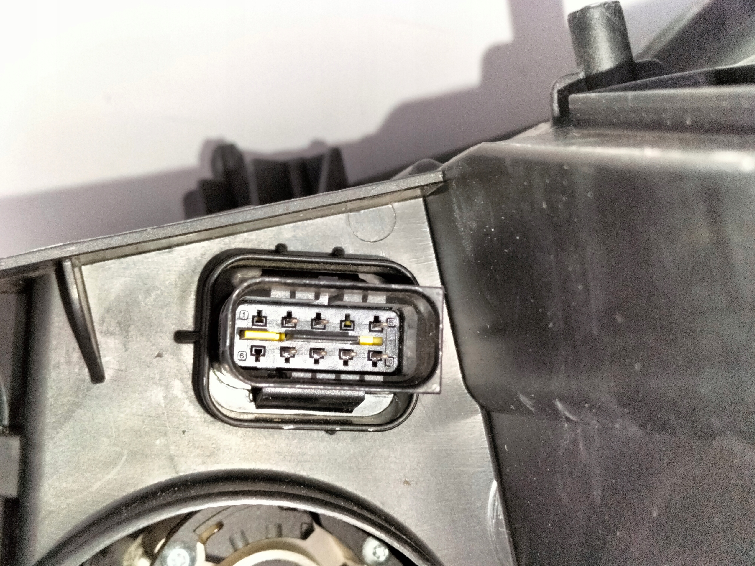 PRAVE PREDNE SVETLO PEUGEOT 3008 5008 II 16-