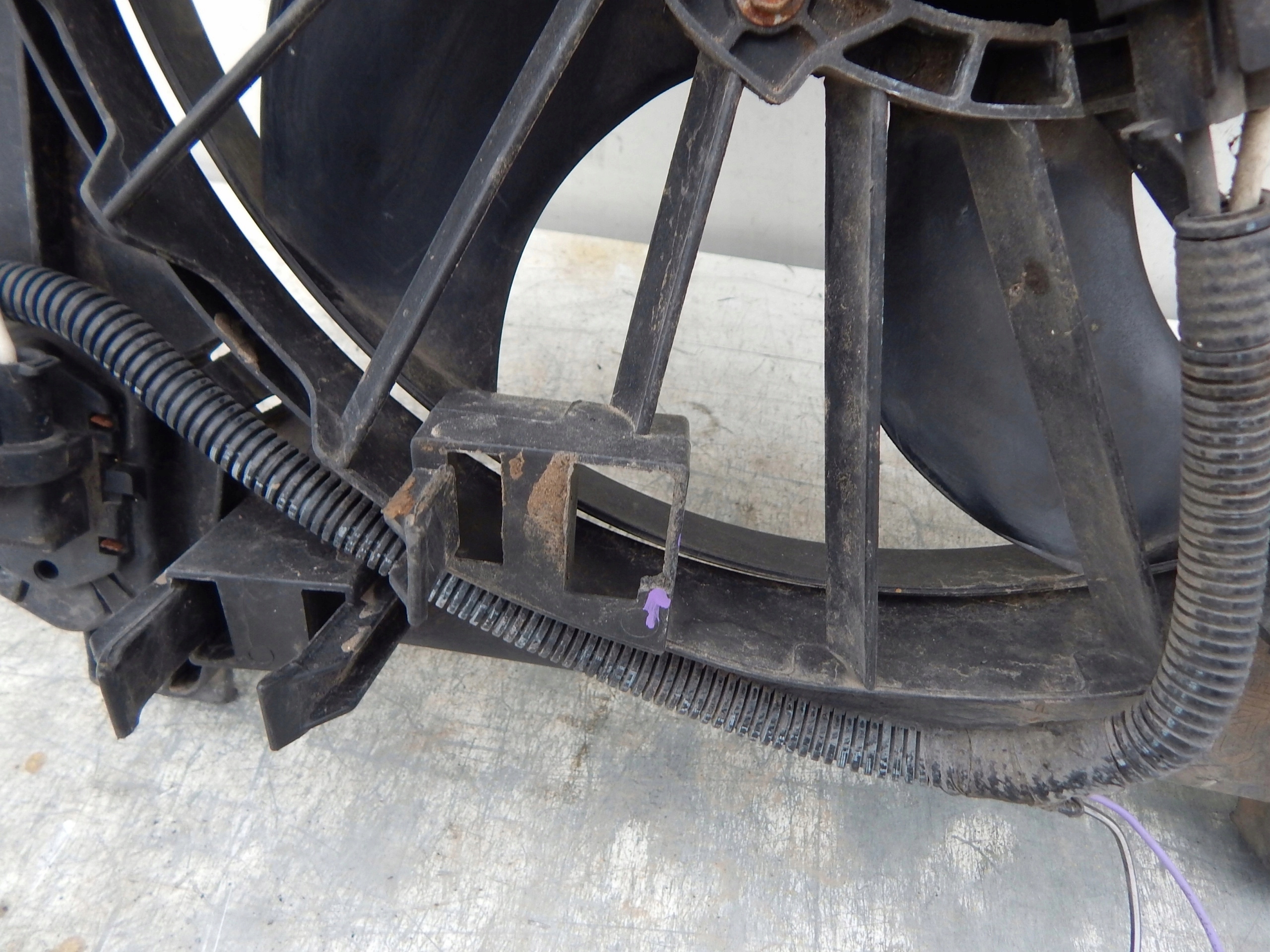 RENAULT SCENIC II VENTILATOR CHLADICA 8200151465