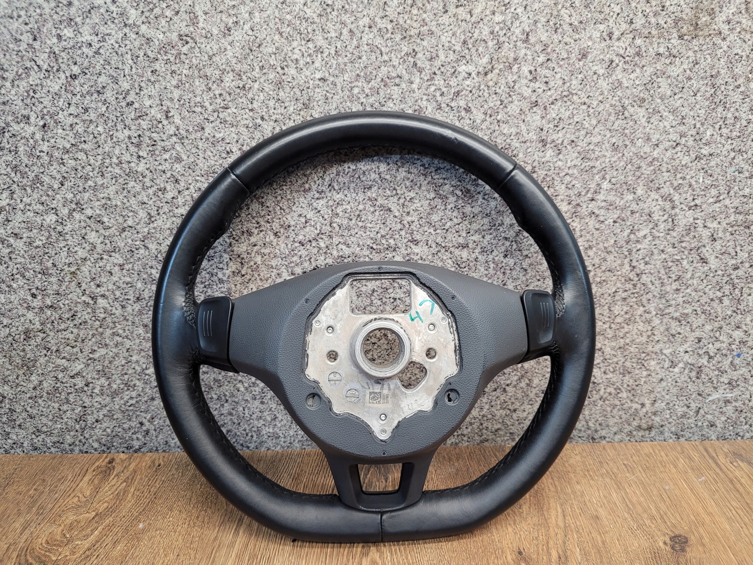 VW TIGUAN ALLSPACE 5N VOLANT KOŽA 5NN419091BK