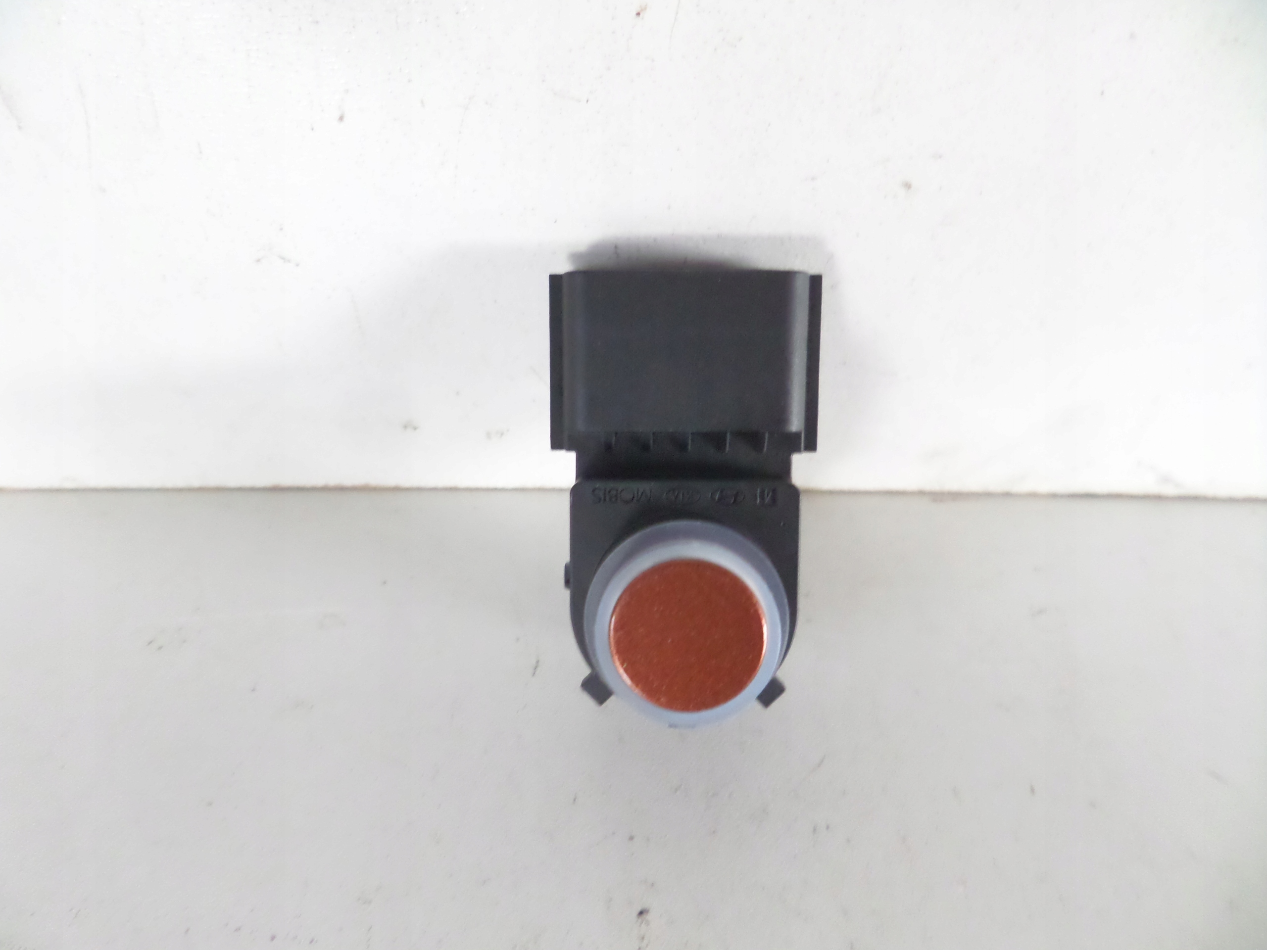 PARKOVACI SENZOR PDC KIA HYUNDAI 95720-G3000PF8