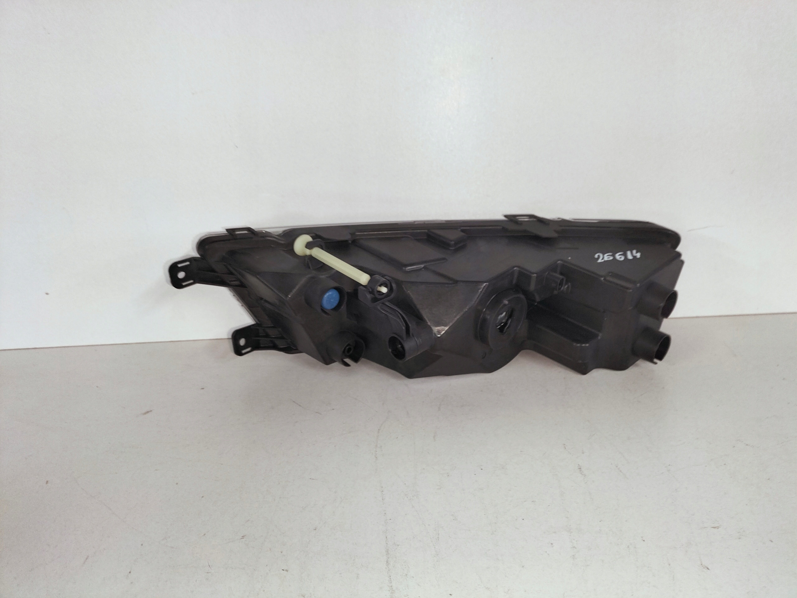 PRAVA HMLOVKA SKODA RAPID 12-17 LED
