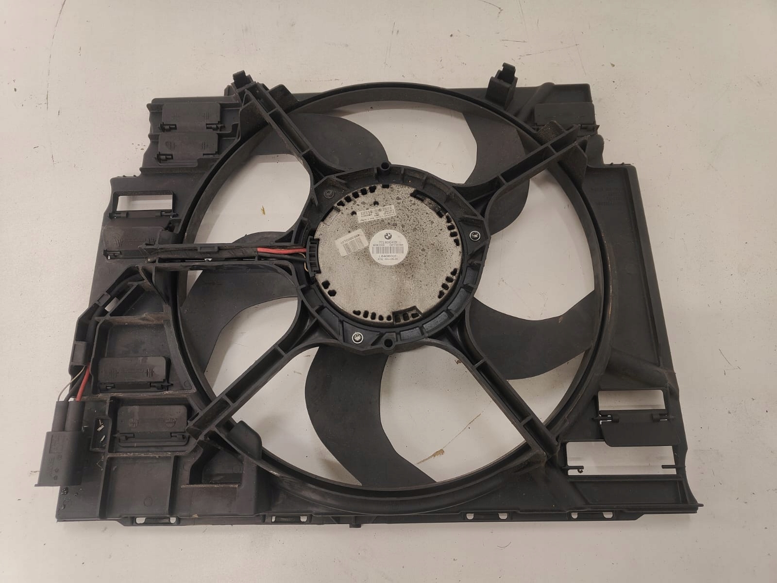 BMW E60 n47 07-10 oe 7726010401 VENTILATOR CHLADICA