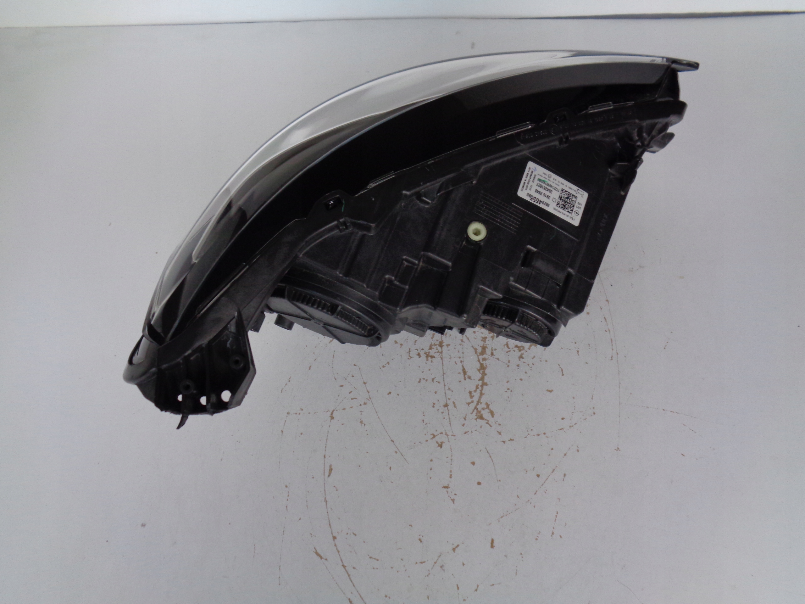 LAVE PREDNE SVETLO OPEL CORSA F 19-