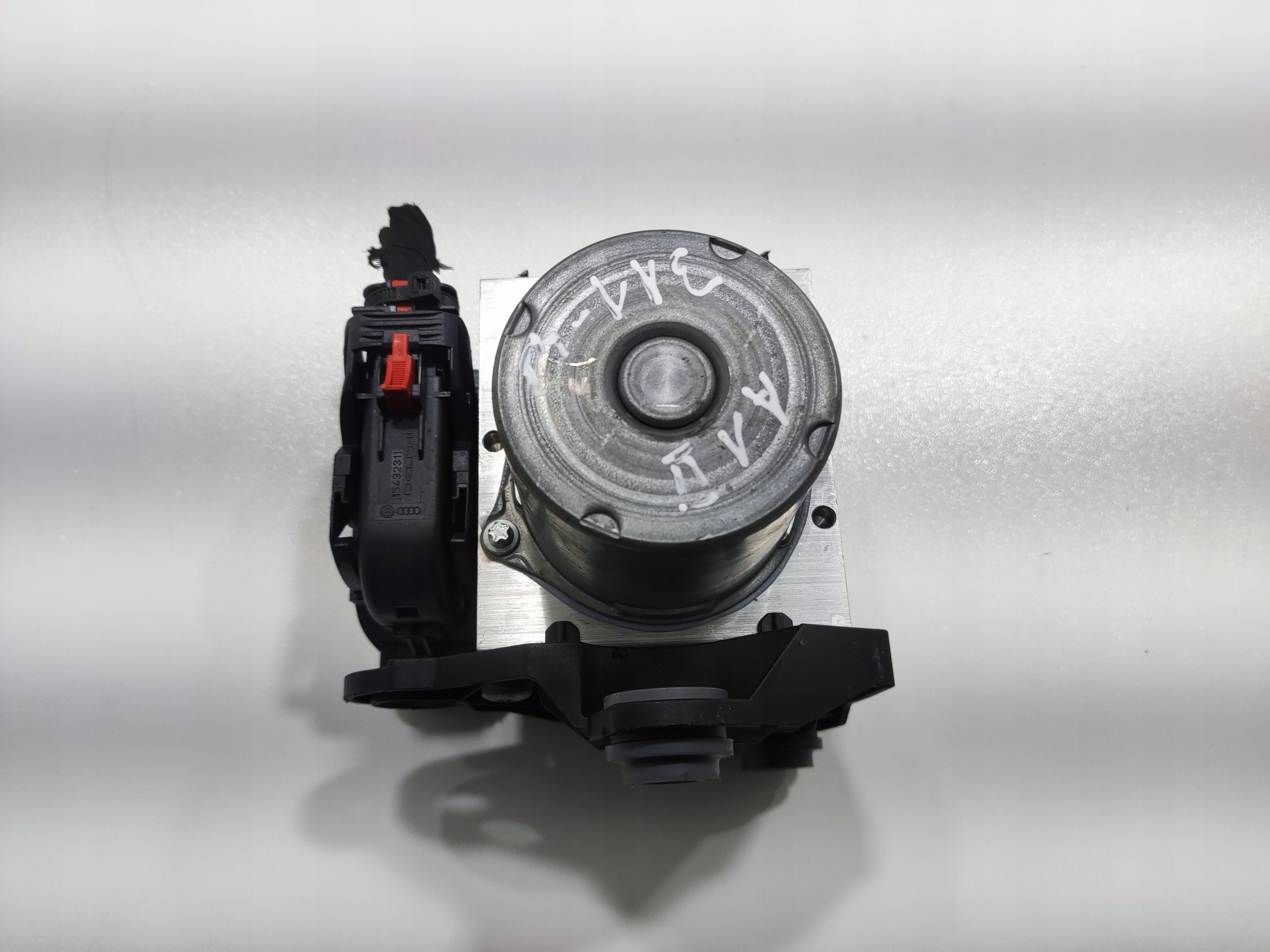 RIADIACA JEDNOTKA KOCKA ABS AUDI A1 II 82A 2Q0614517AP 2Q0614517N 2019-2024