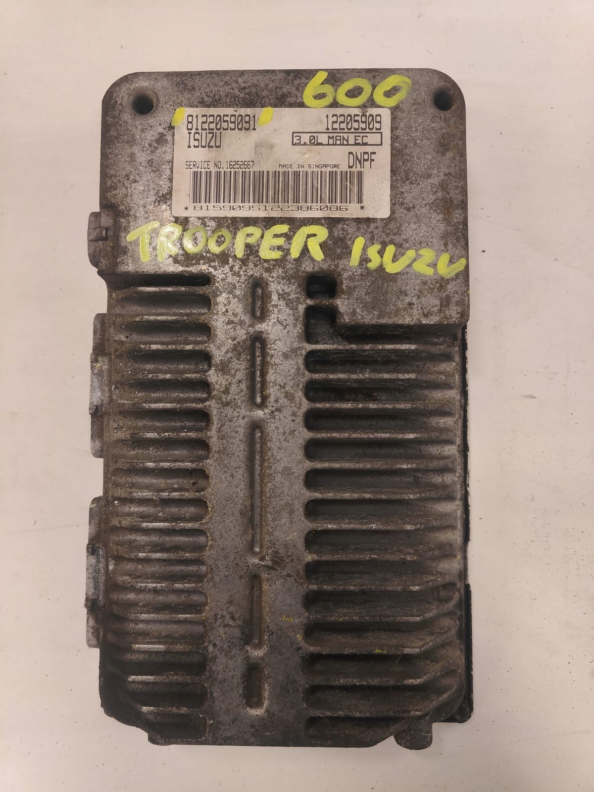 Isuzu trooper 8122059091 12205909 RIADIACA JEDNOTKA ECU