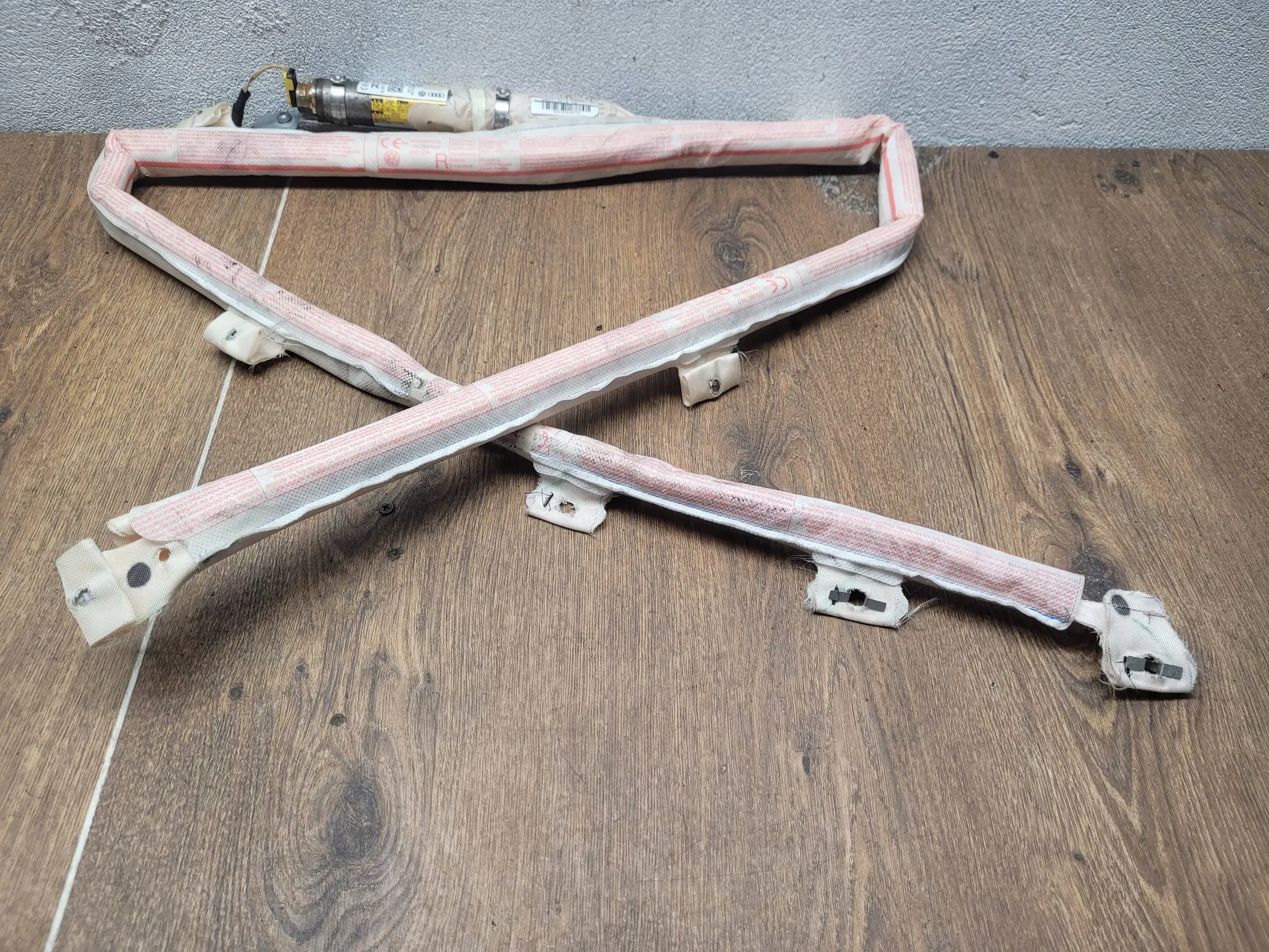 Volkswagen PASSAT B8 KOMBI 3G0880742D PRAVY STROPNY AIRBAG