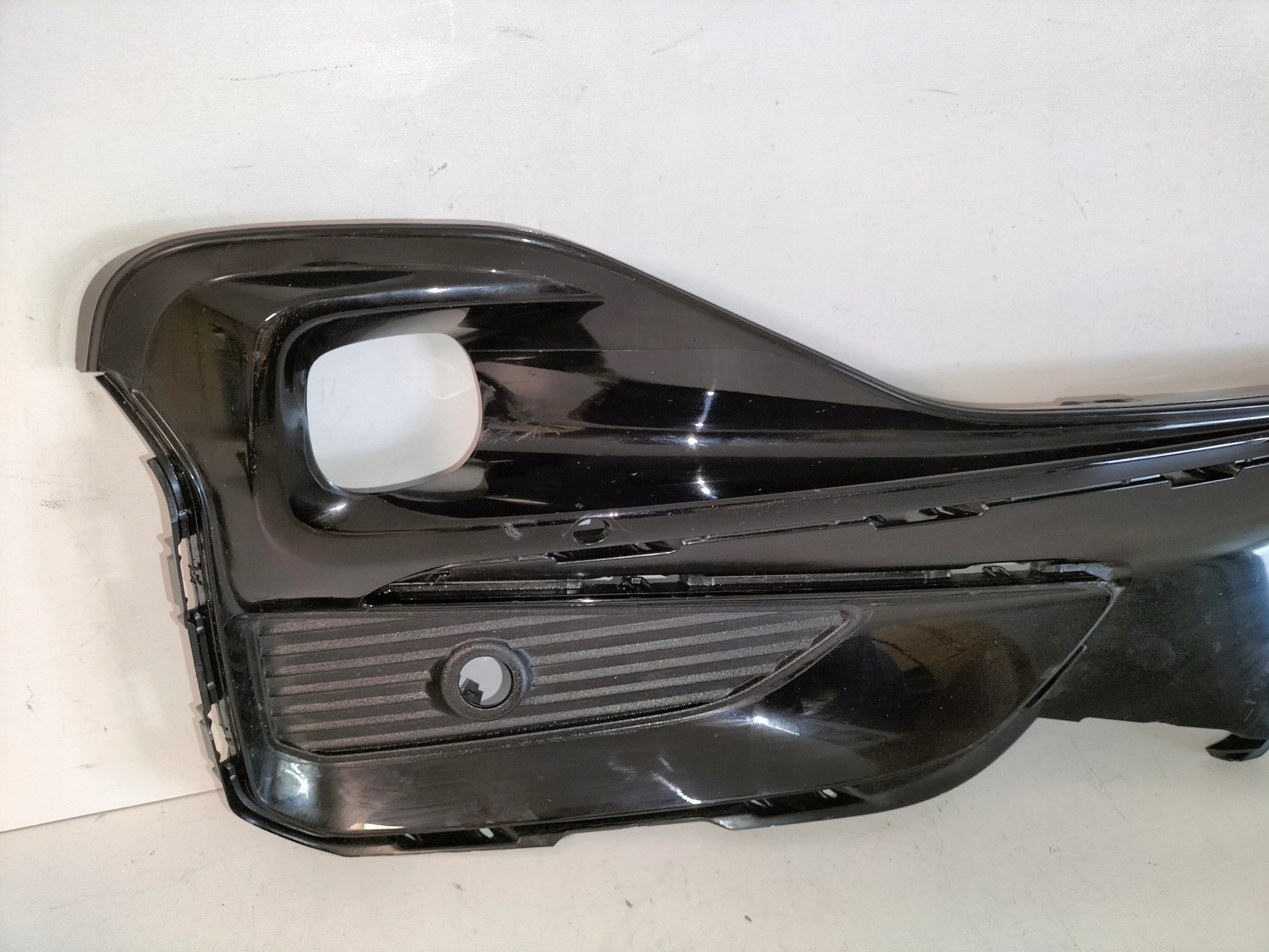 KRYTKA MRIEZKA PREDNEHO NARAZNIKA PRAVA FORD S-MAX SMAX MK2 LIFT 19- ST-LINE