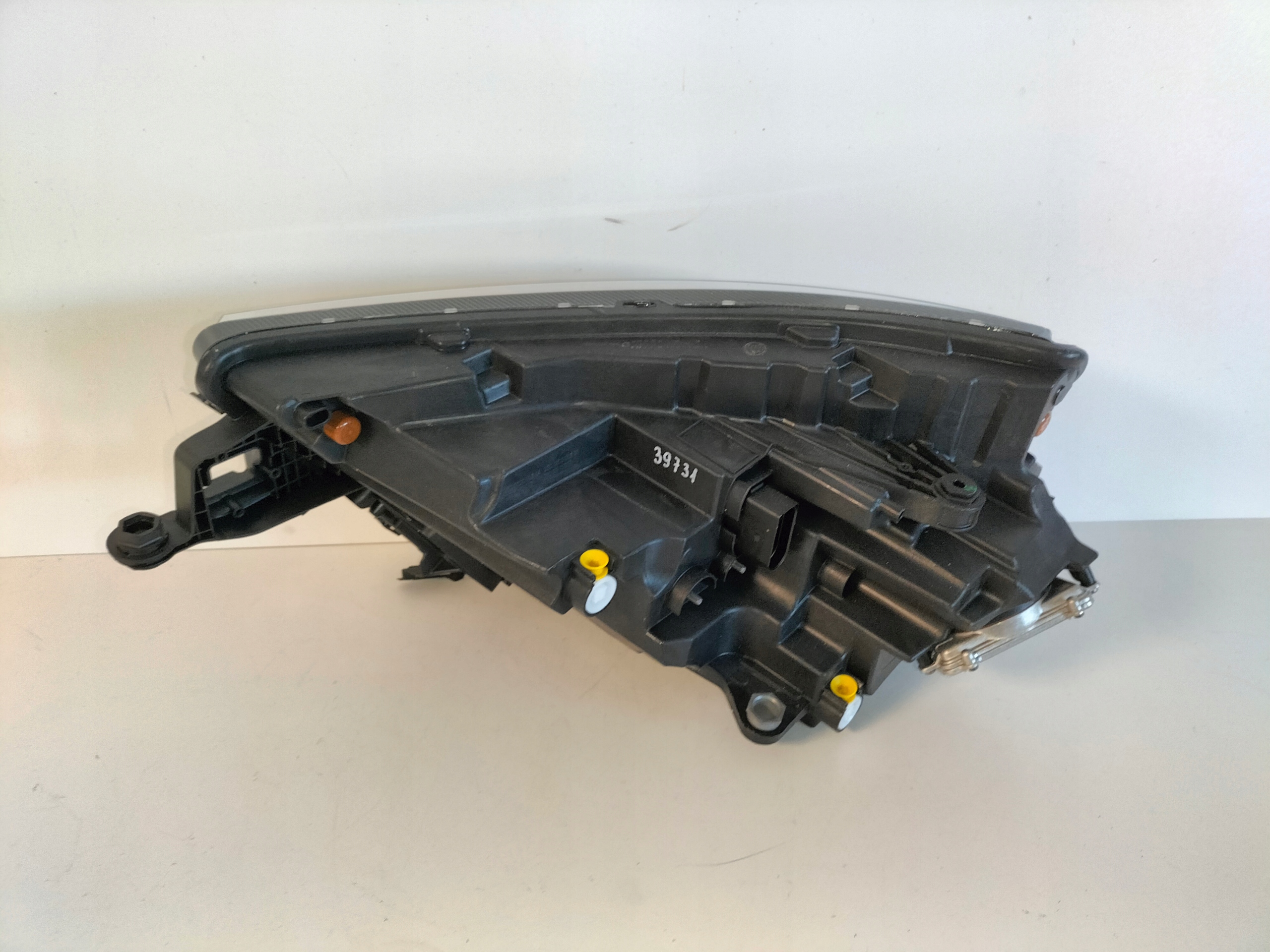 PRAVE PREDNE SVETLO SKODA KAMIQ 19- FULL LED CRYSTAL LIGHTING