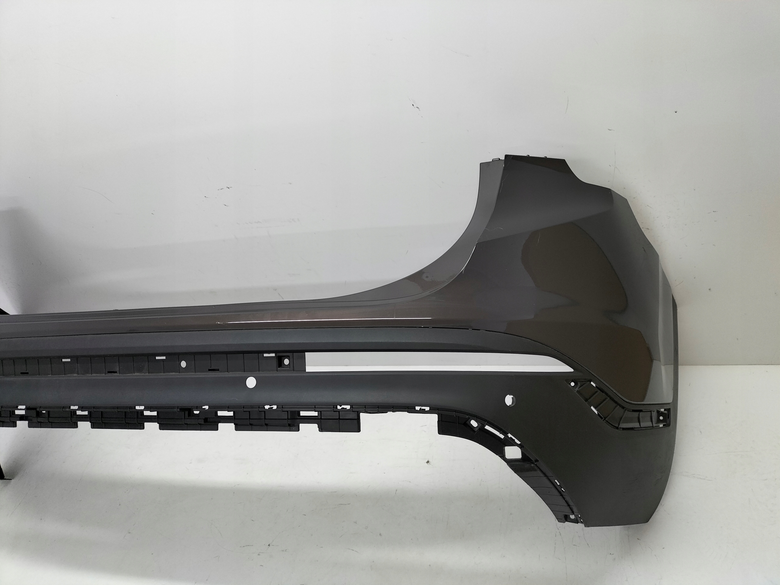 ZADNÝ NÁRAZNÍK HYUNDAI SANTA FE IV LIFT 21-