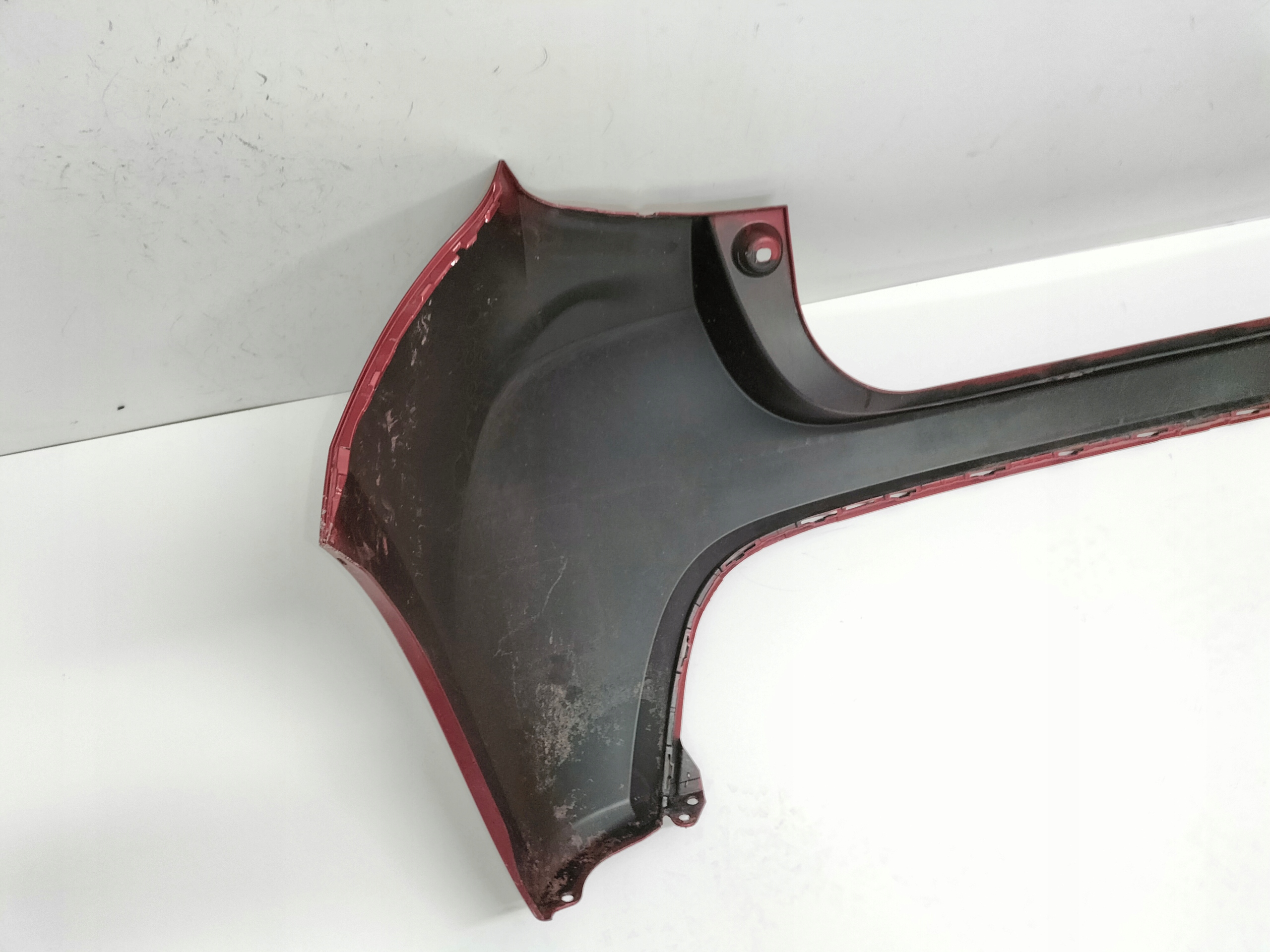 ZADNÝ NÁRAZNÍK TOYOTA YARIS IV 20-