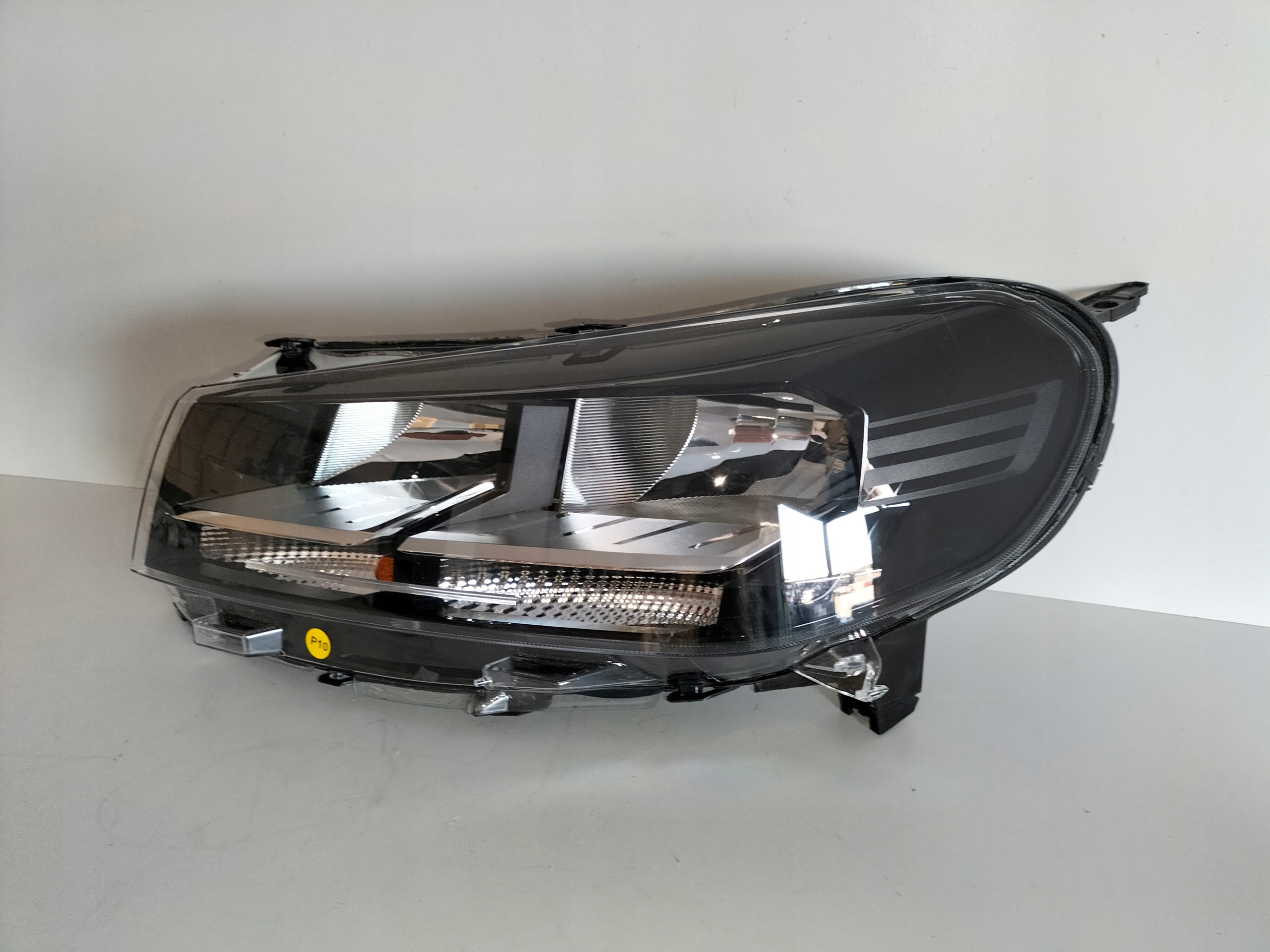 LAVE PREDNE SVETLO EXPERT IV 24- JUMPY IV 24- PROACE II LIFT 24-