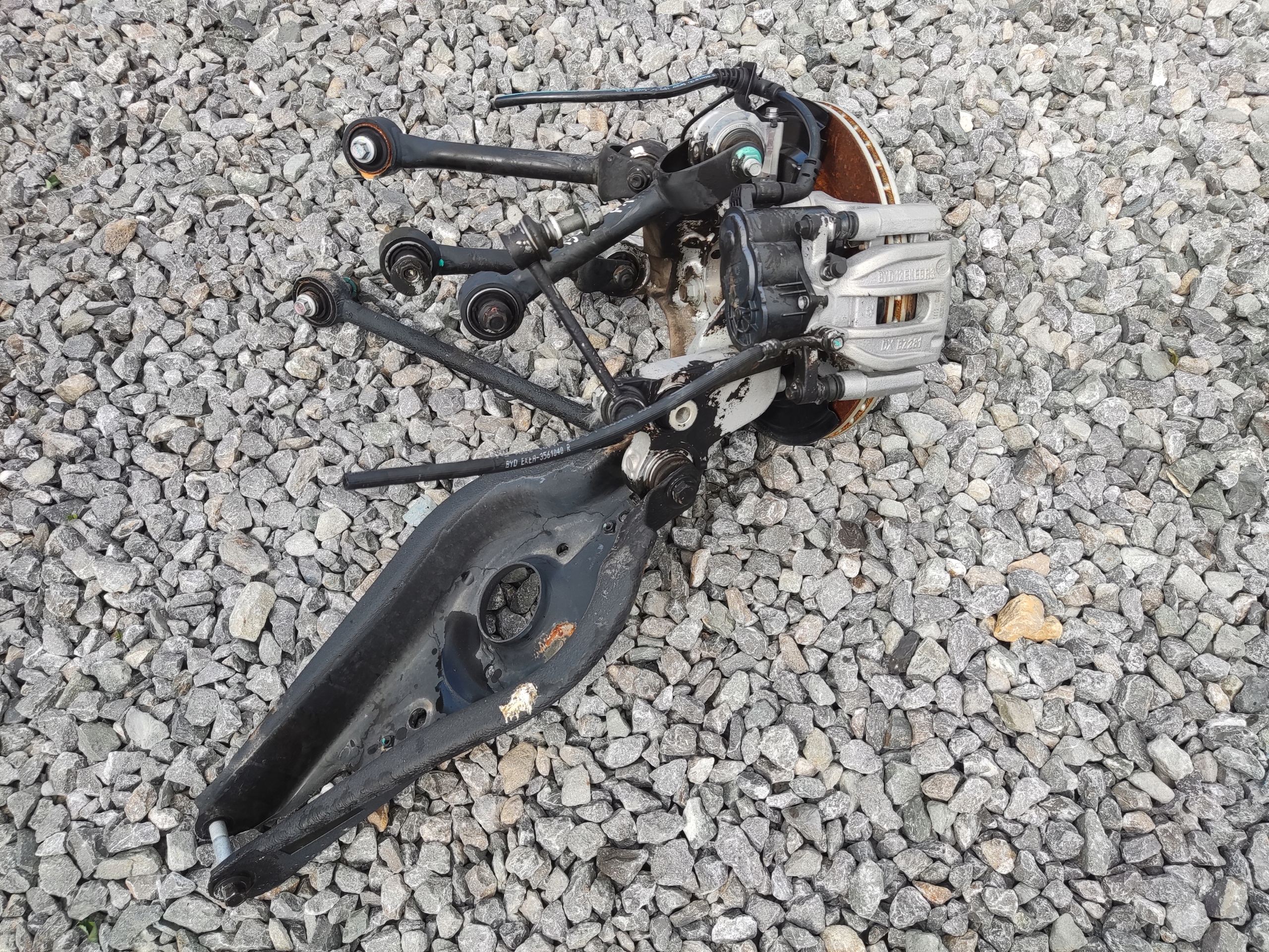 NABOJ PRAVA PRAVÝ ZADNÝ ZADNA RAMENO RAMENA ZAVESENIE  BYD SEAL 2024-2025