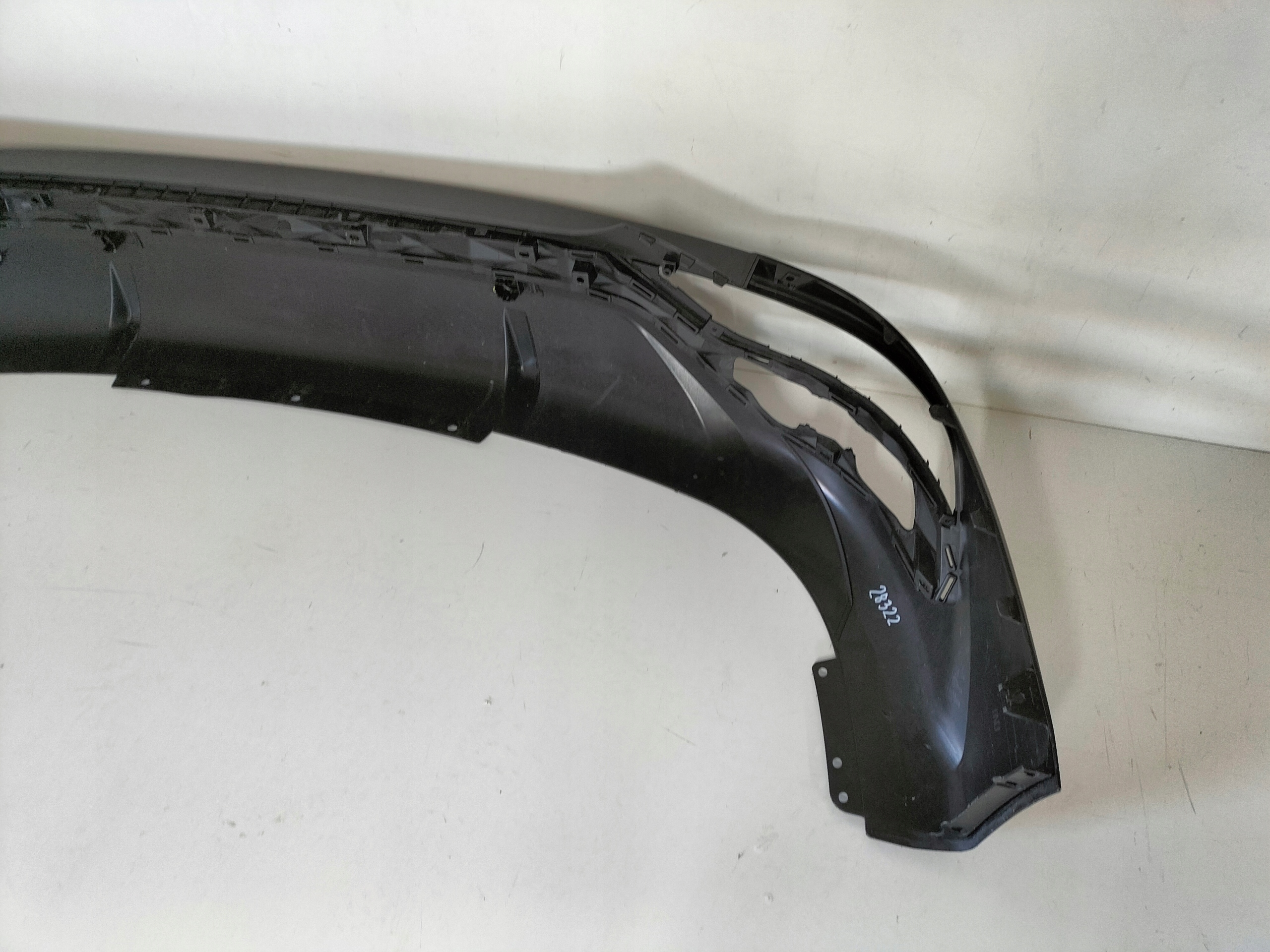 ZADNÝ NÁRAZNÍK HYUNDAI TUCSON 4 IV 20-