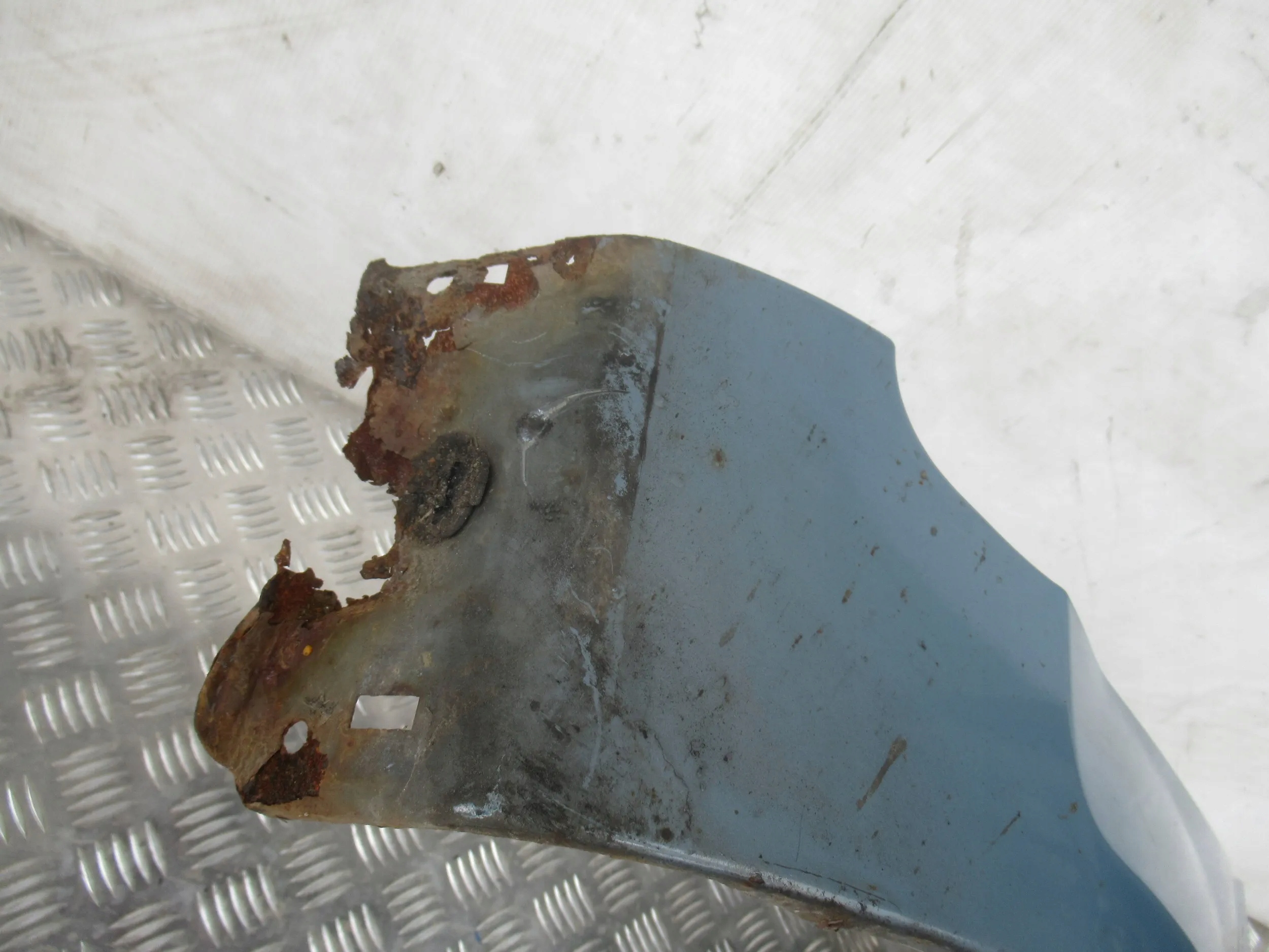 BLATNIK PREDNÝ PRAVY FOCUS 2 II LIFT 08-