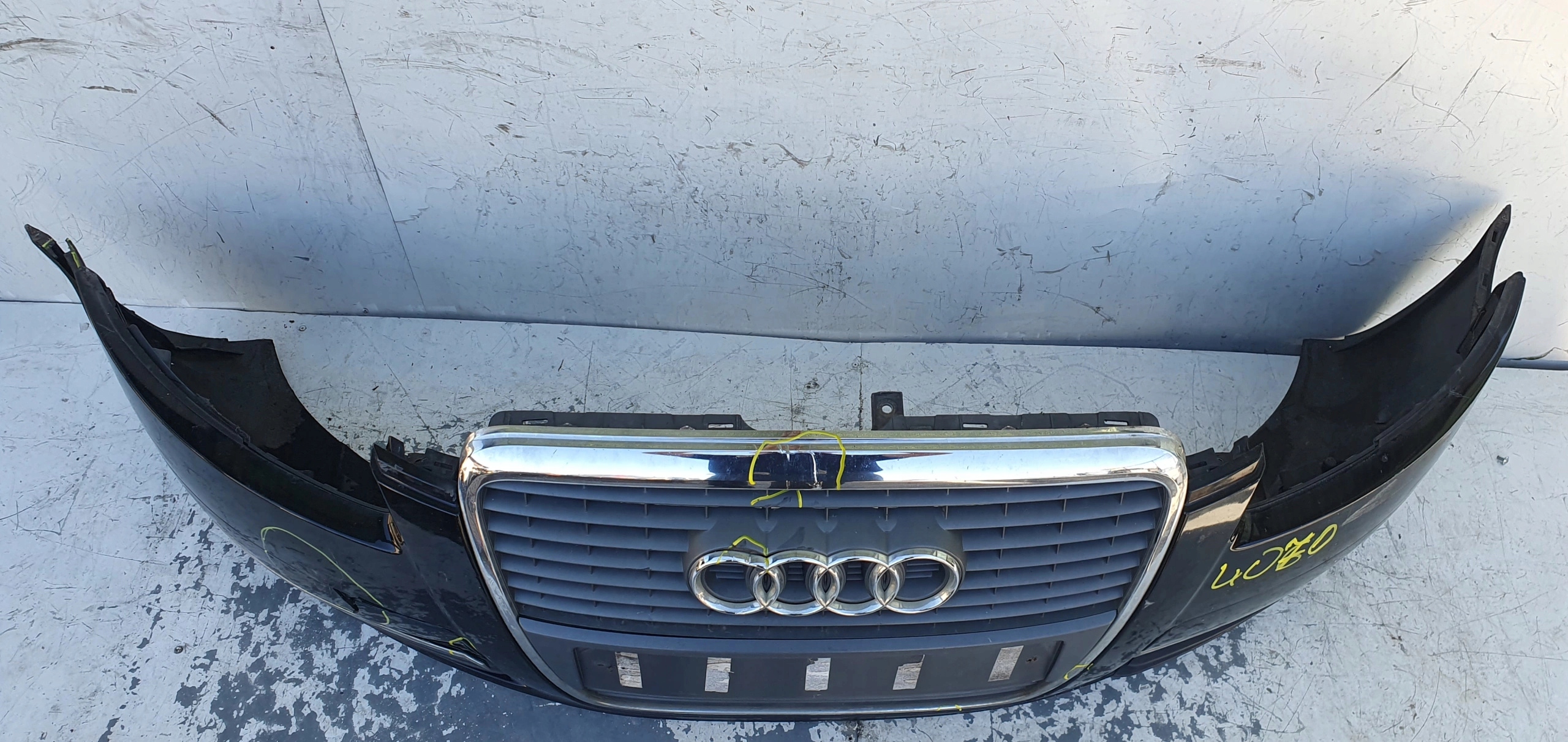 AUDI A6 C6 PREDNÝ NÁRAZNÍK
