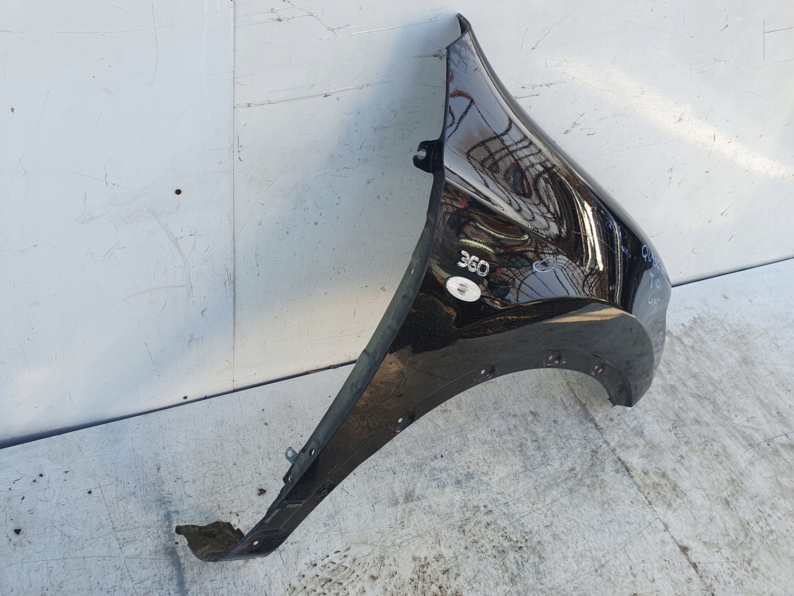 NISSAN QASHQAI J10 LIFT PRAVY PREDNY BLATNIK