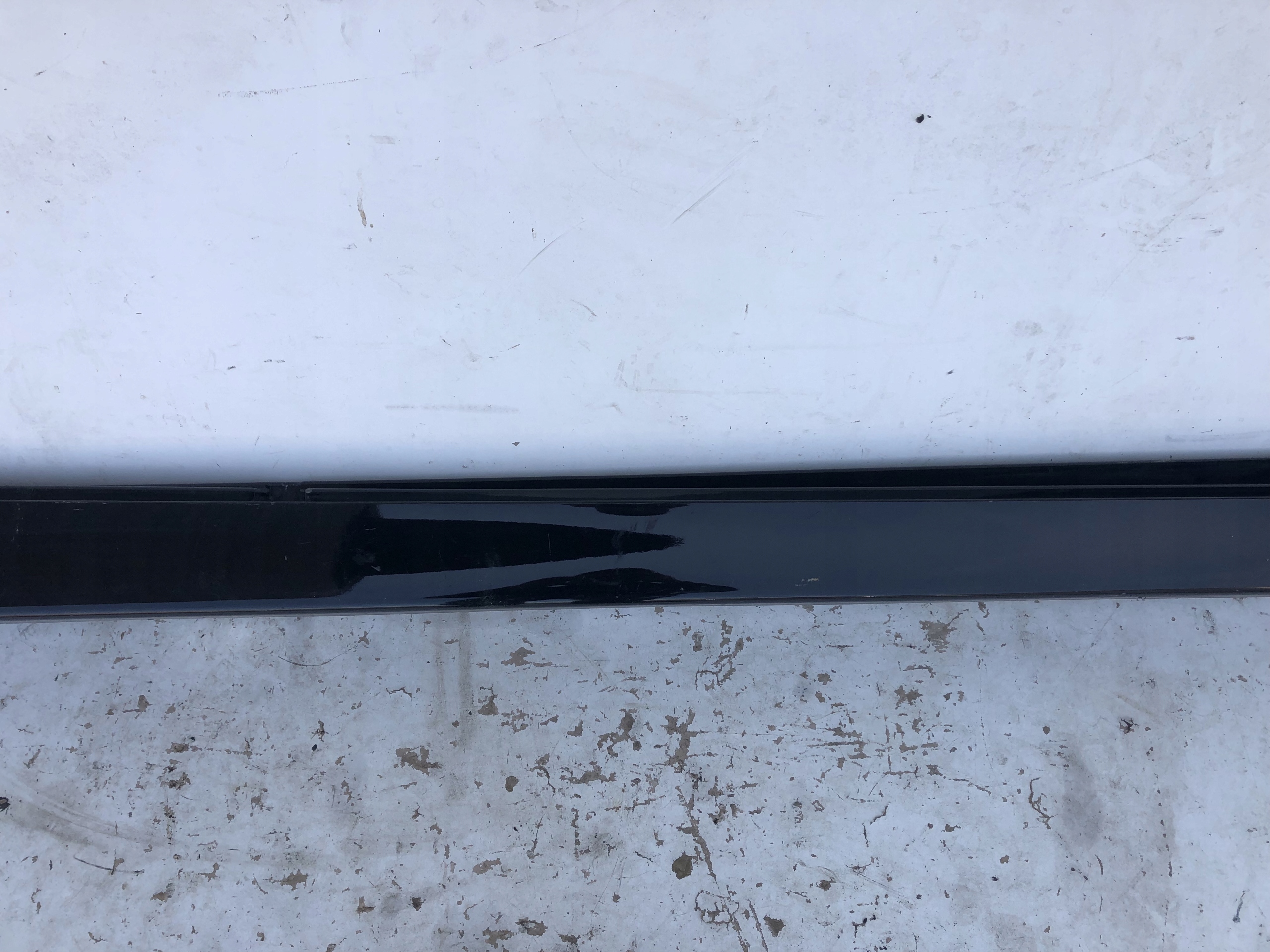 PRAVA PRAHOVA LISTA BMW 5 F10