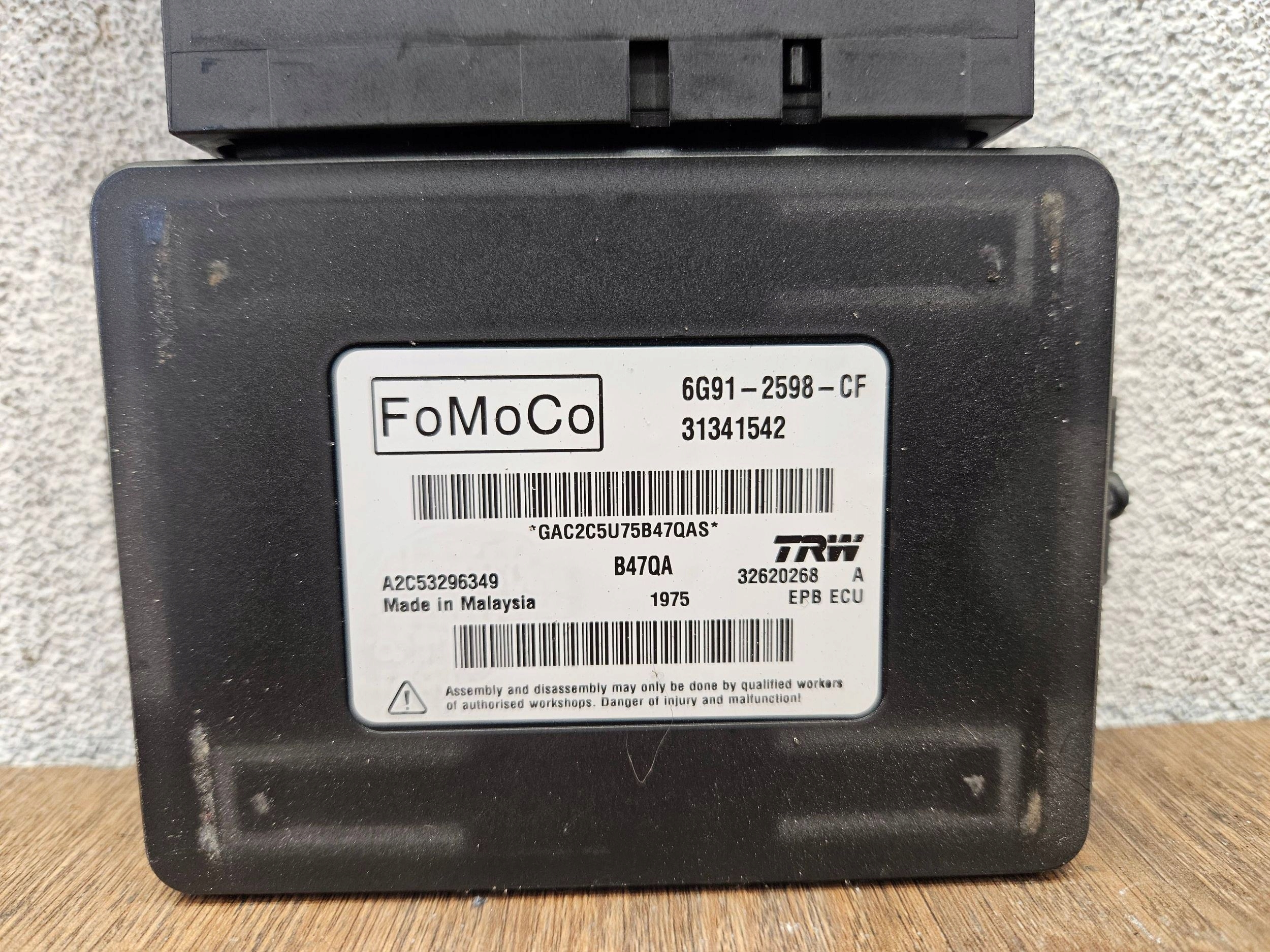 Volvo XC60 6G91-2598-CF MODUL RUČNEJ BRZDY