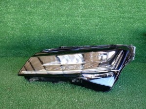 SKODA SUPERB III FULL LED LIFT 19- LAVE PREDNE SVETLO SKODA SUPERB III FULL LED LIFT 19- LAVE PREDNE SVETLO