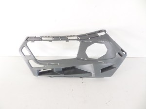 PRAVY PREDNY DRZIAK SKODA KODIAQ LIFT 21- PRAVY PREDNY DRZIAK SKODA KODIAQ LIFT 21-