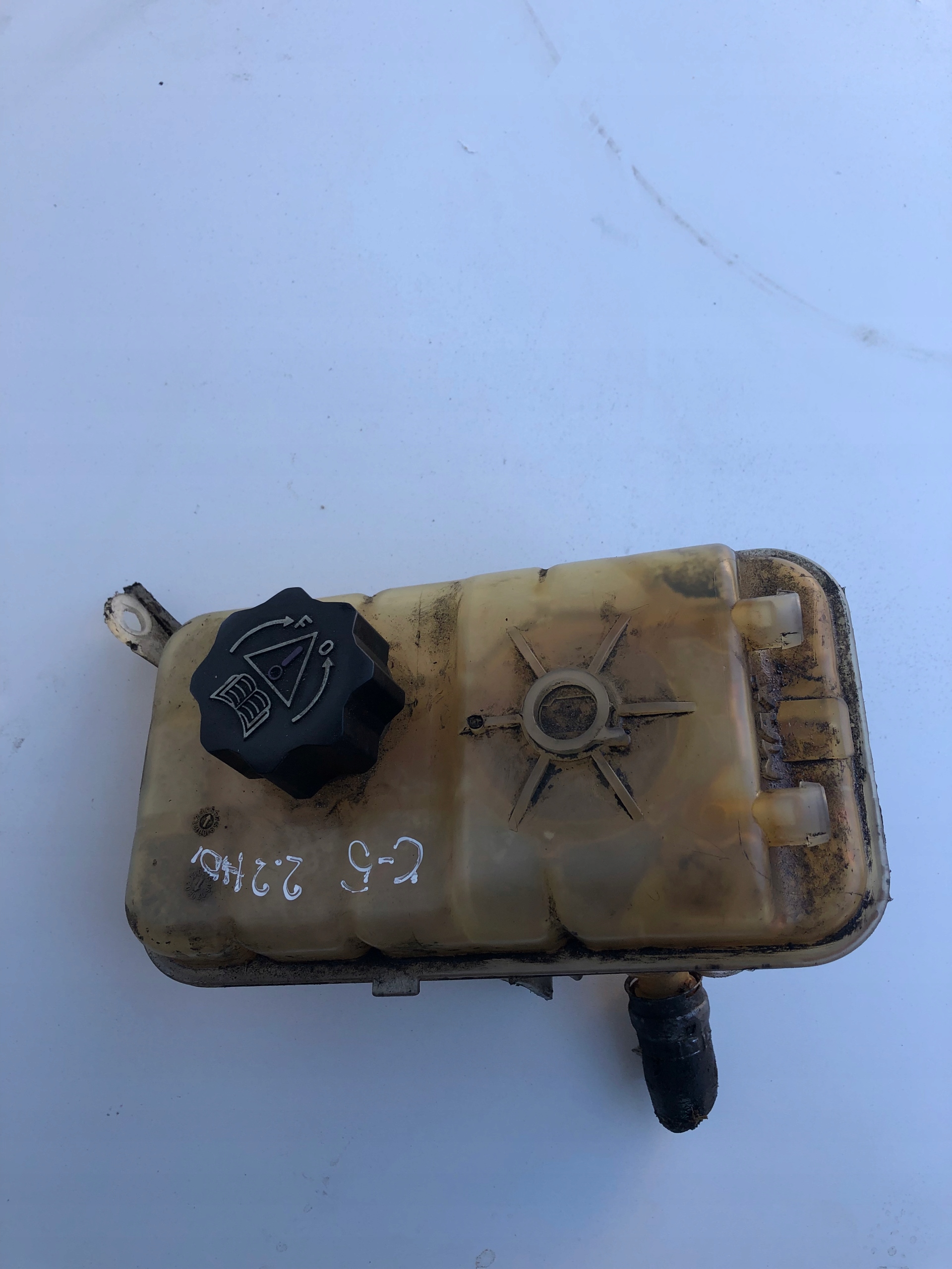 VYROVNÁVACIA NÁDOBKA CITROEN C5 III 08- 2.2 HDI