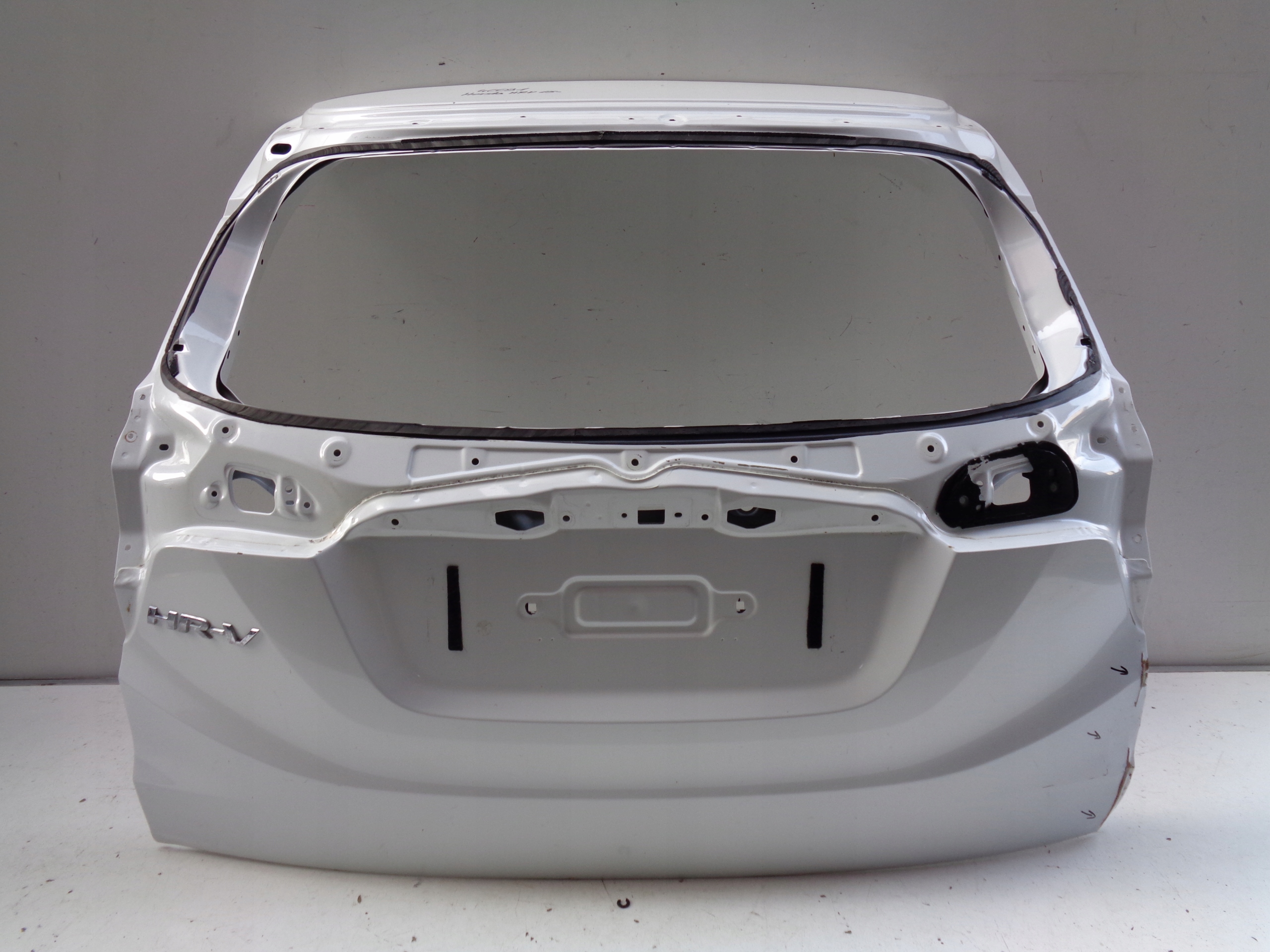 ZADNÁ KAPOTA HONDA HRV 15- NR 40031