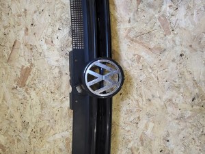 MRIEZKA LISTA VOLKSWAGEN GOLF 4 IV OE 1J0853555G MRIEZKA LISTA VOLKSWAGEN GOLF 4 IV OE 1J0853555G