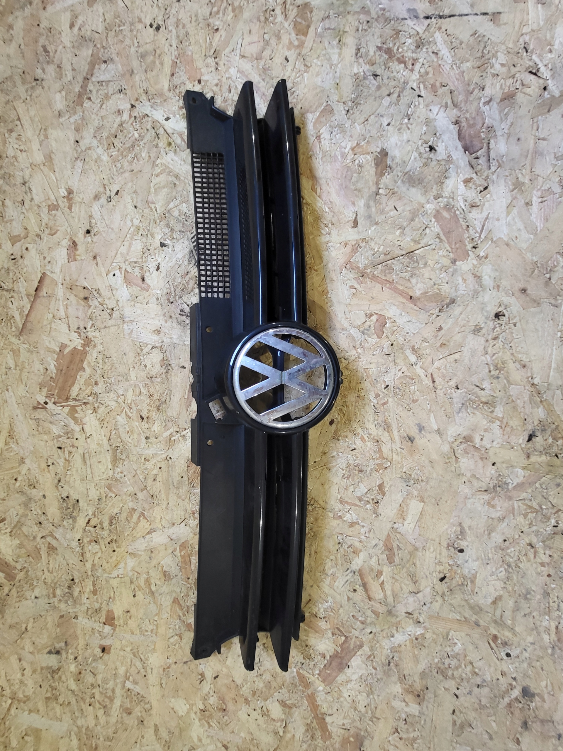 MRIEZKA LISTA VOLKSWAGEN GOLF 4 IV OE 1J0853555G