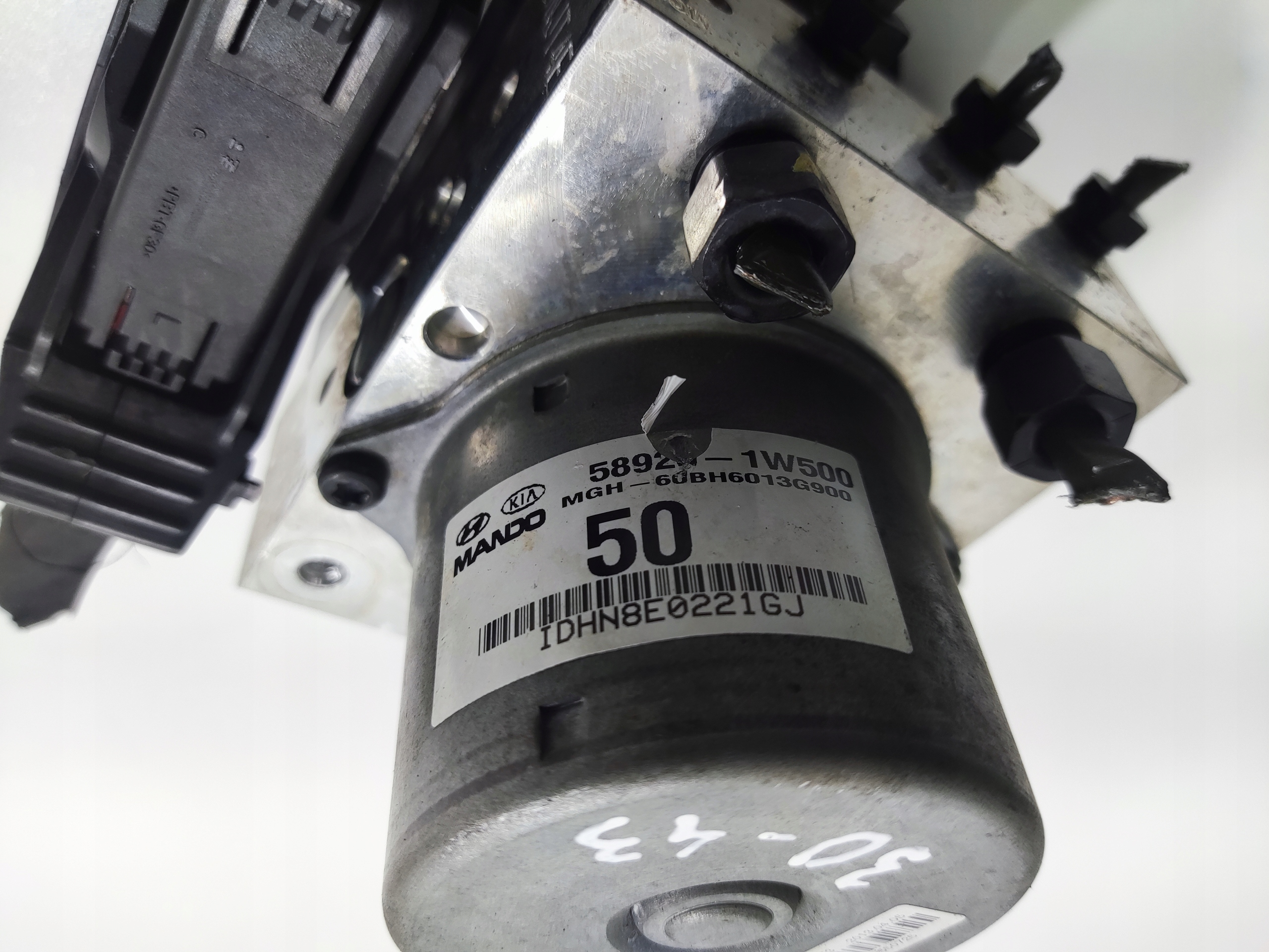 RIADIACA JEDNOTKA KOCKA ABS KIA RIO III 58920-1W500 2011-2017