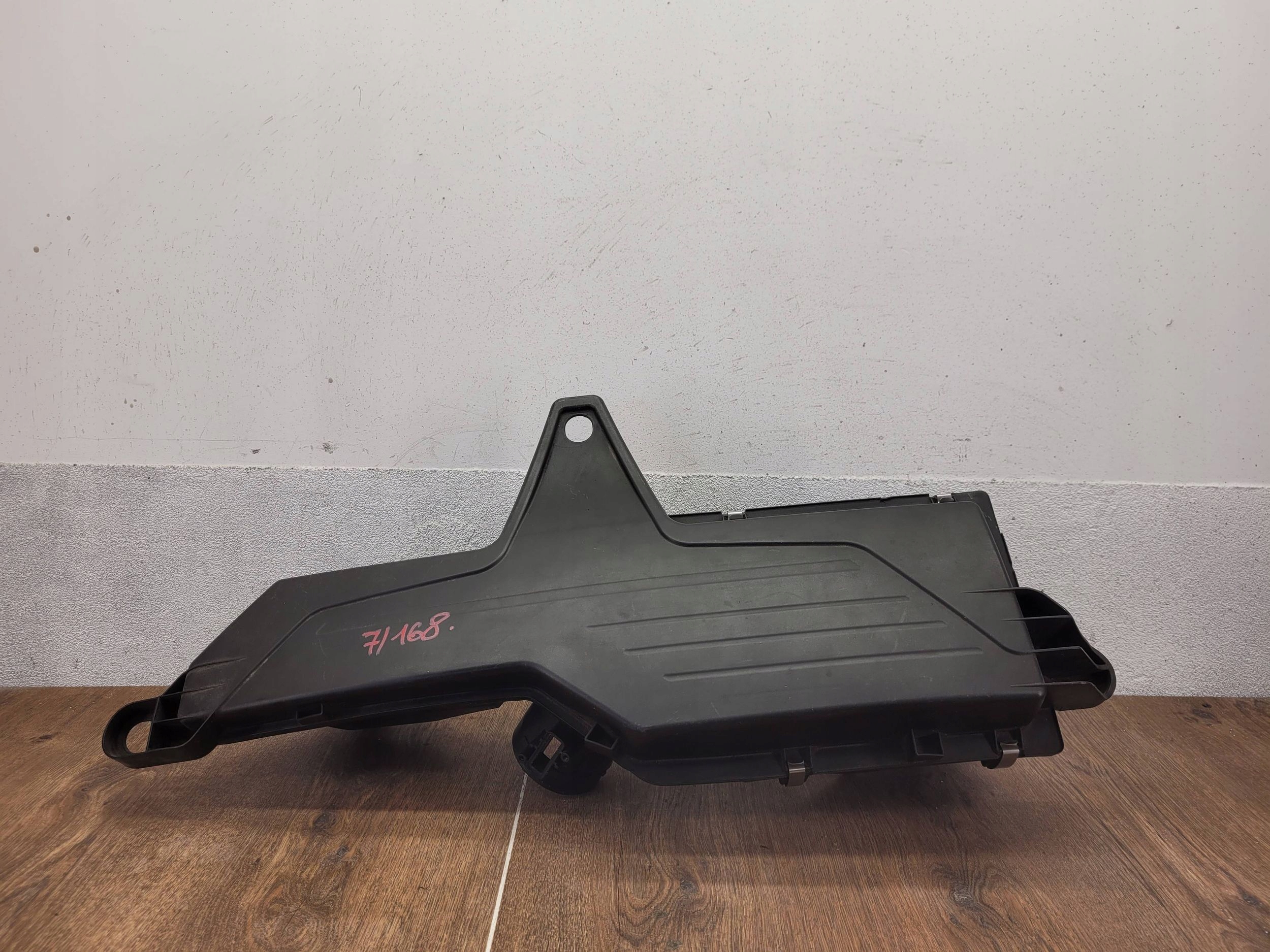 BMW 1 F20 F21 8578650 OBAL VZDUCHOVÉHO FILTERA