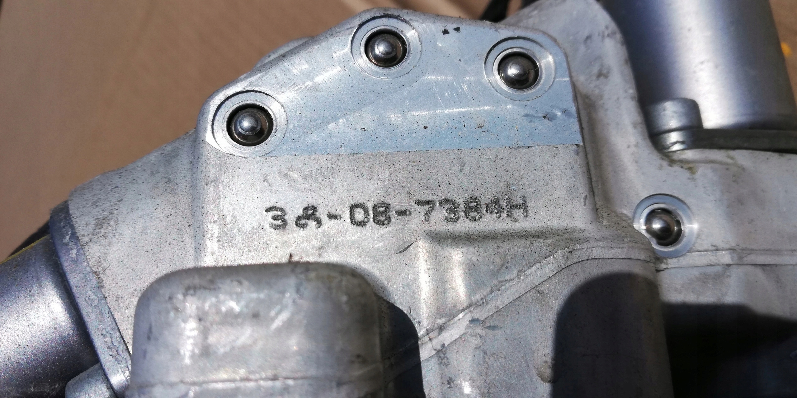 BMW 7 F01 F02 ČERPADLO