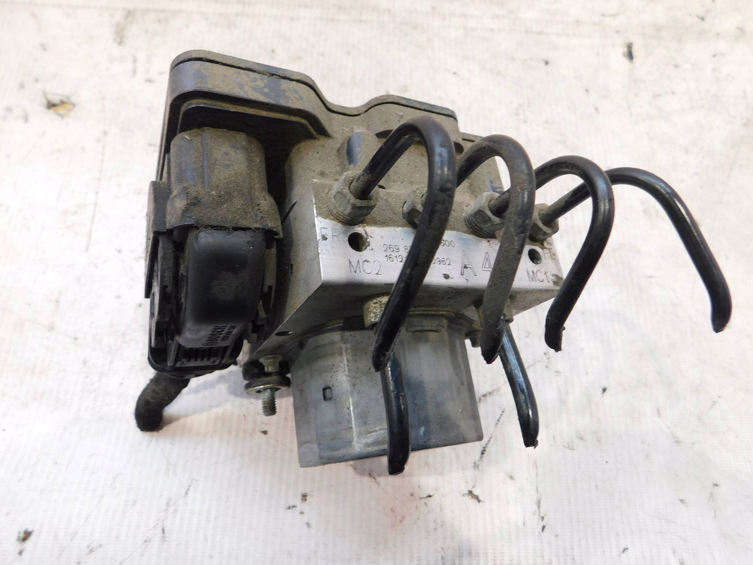 KOCKA ABS OPEL CORSA E 39049600