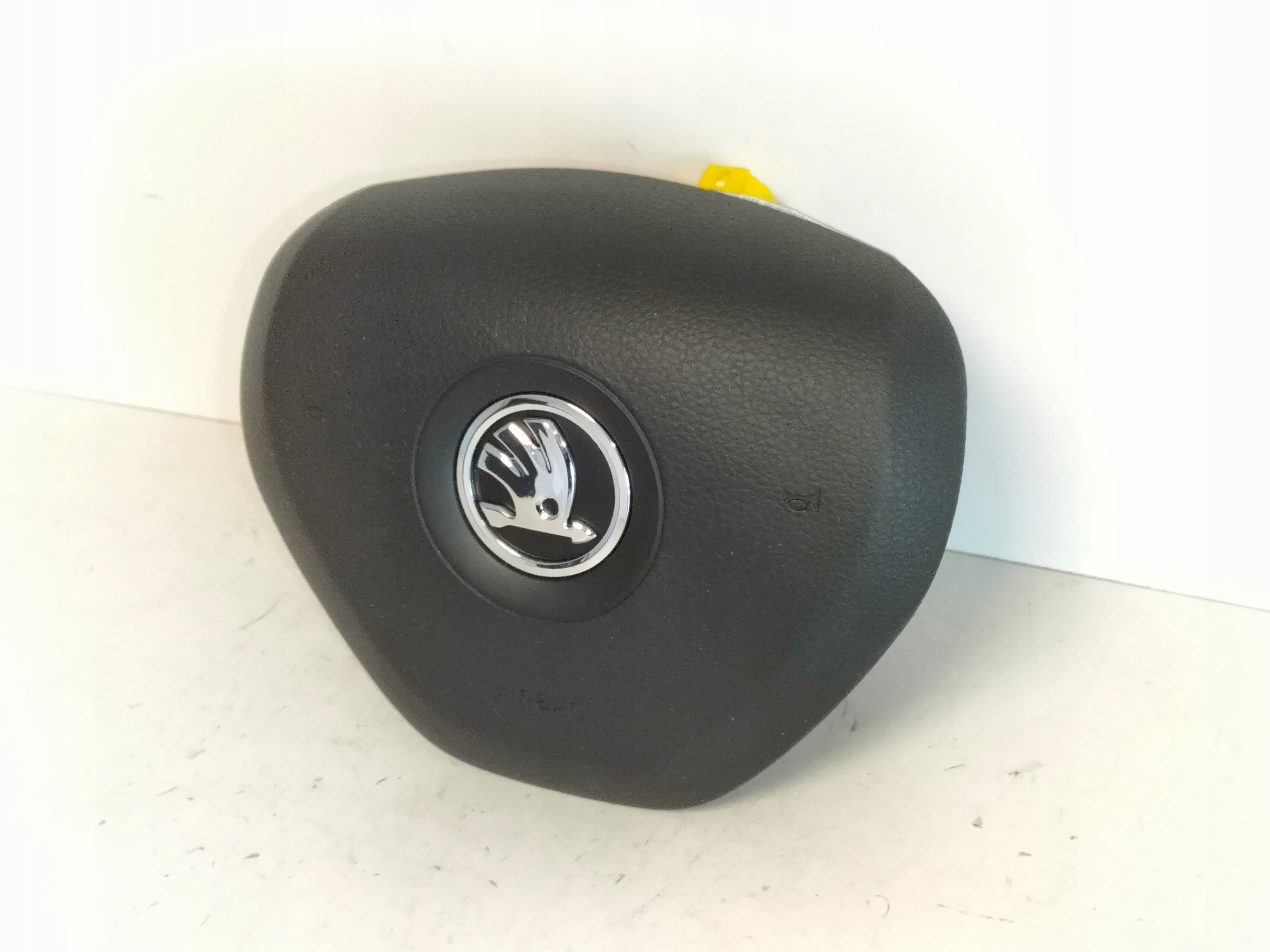 VOLANTOVY AIRBAG LAVY SKODA OCTAVIA III 13-