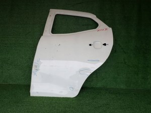 TOYOTA AYGO II 14- LAVE ZADNE DVERE TOYOTA AYGO II 14- LAVE ZADNE DVERE